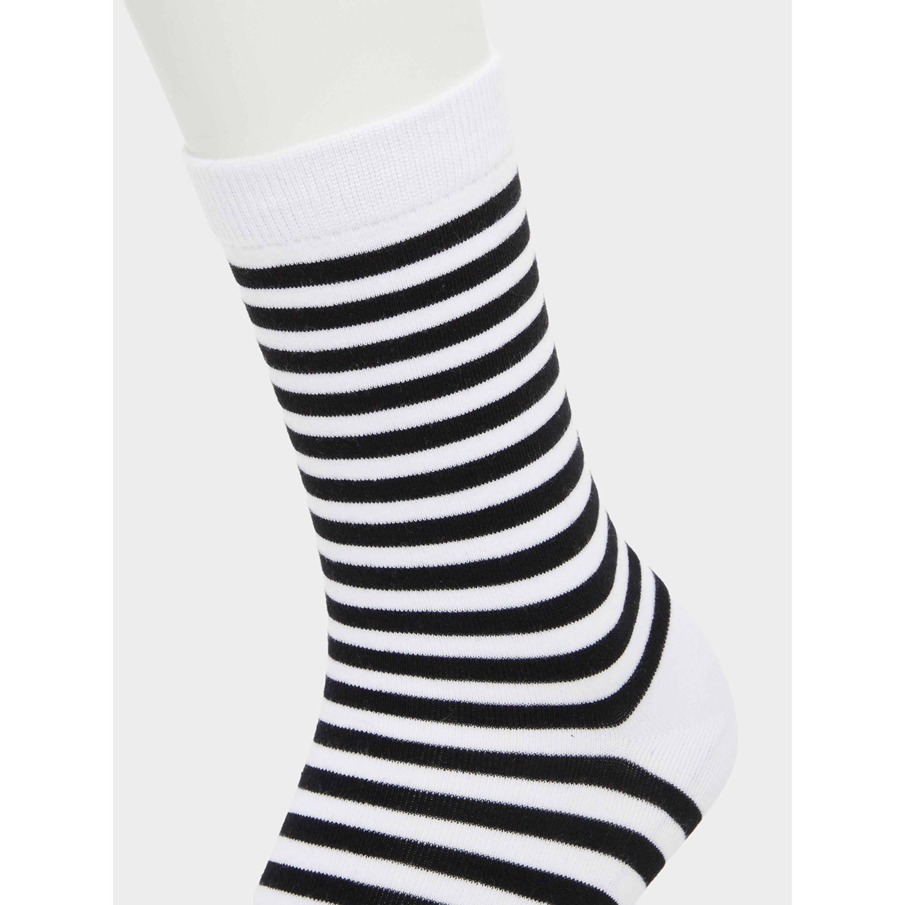 مجموعة من 2 جوارب مخططة-women-winterwear-socksandstockings-image-3