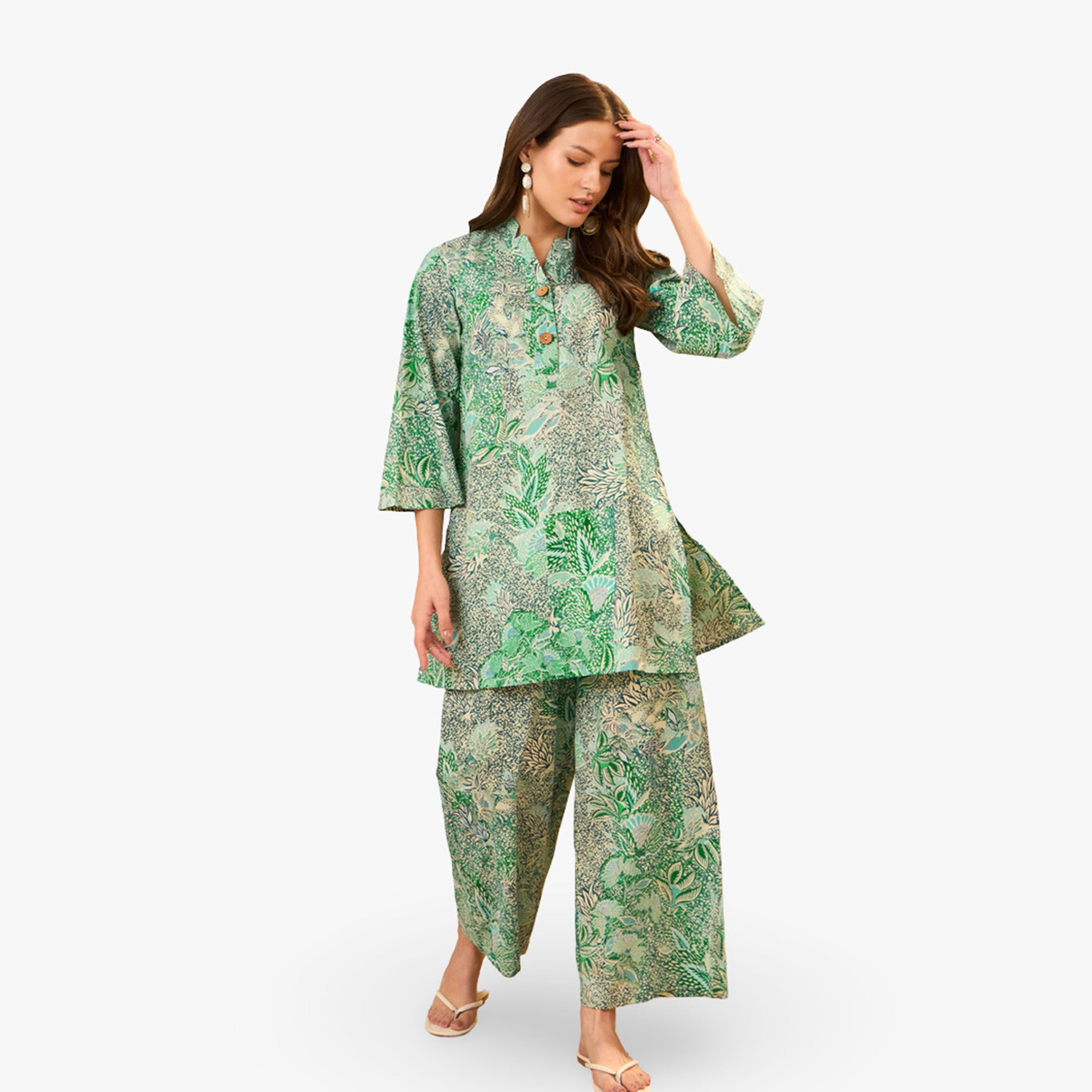 طقم منسق من بنطال مستقيم وبلوزة كورتي قطن خالص بطبعة زهور-women-clothing-coordsets-image-1
