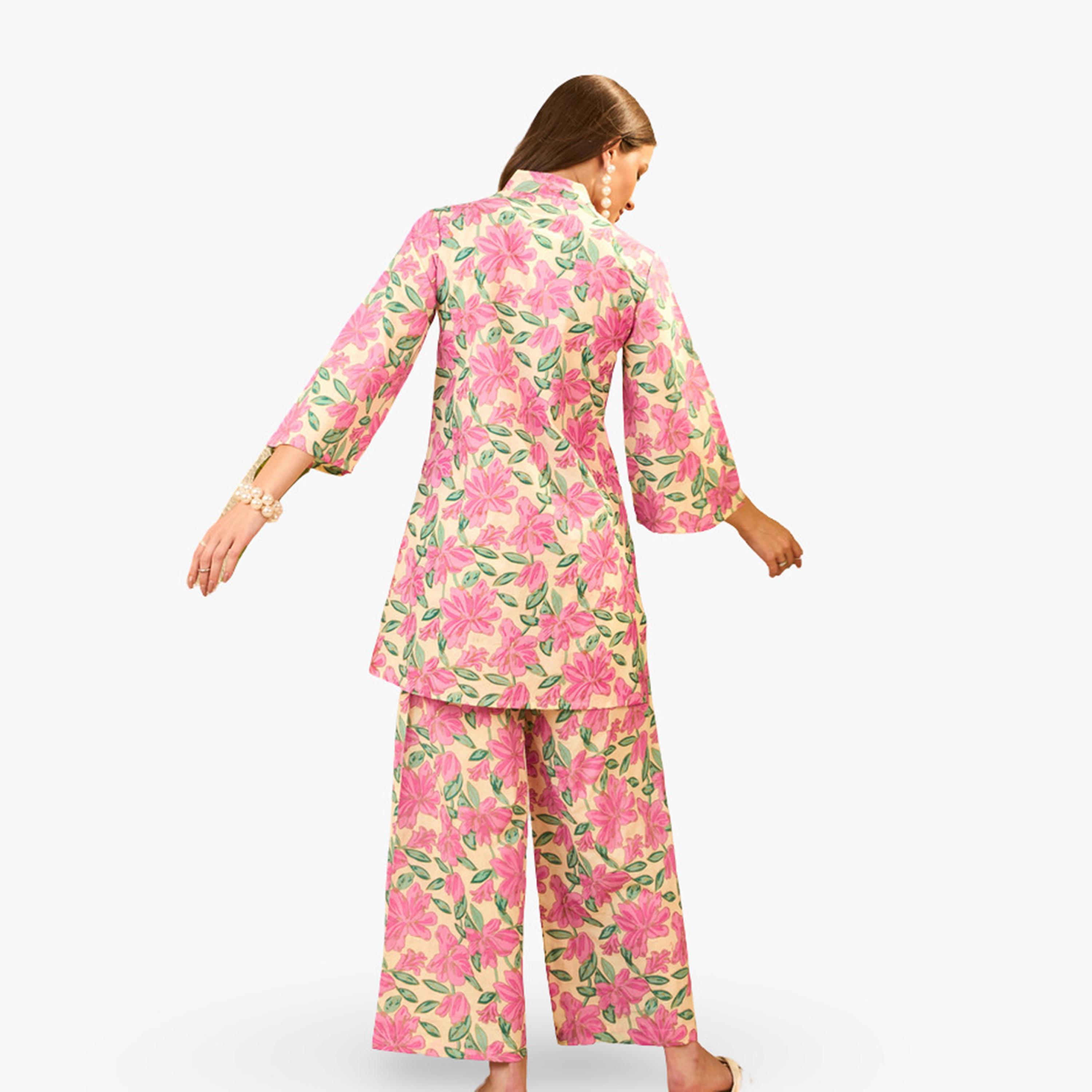 طقم منسق من بنطال وكورتي قطن خالص مطبوع-women-clothing-coordsets-image-2