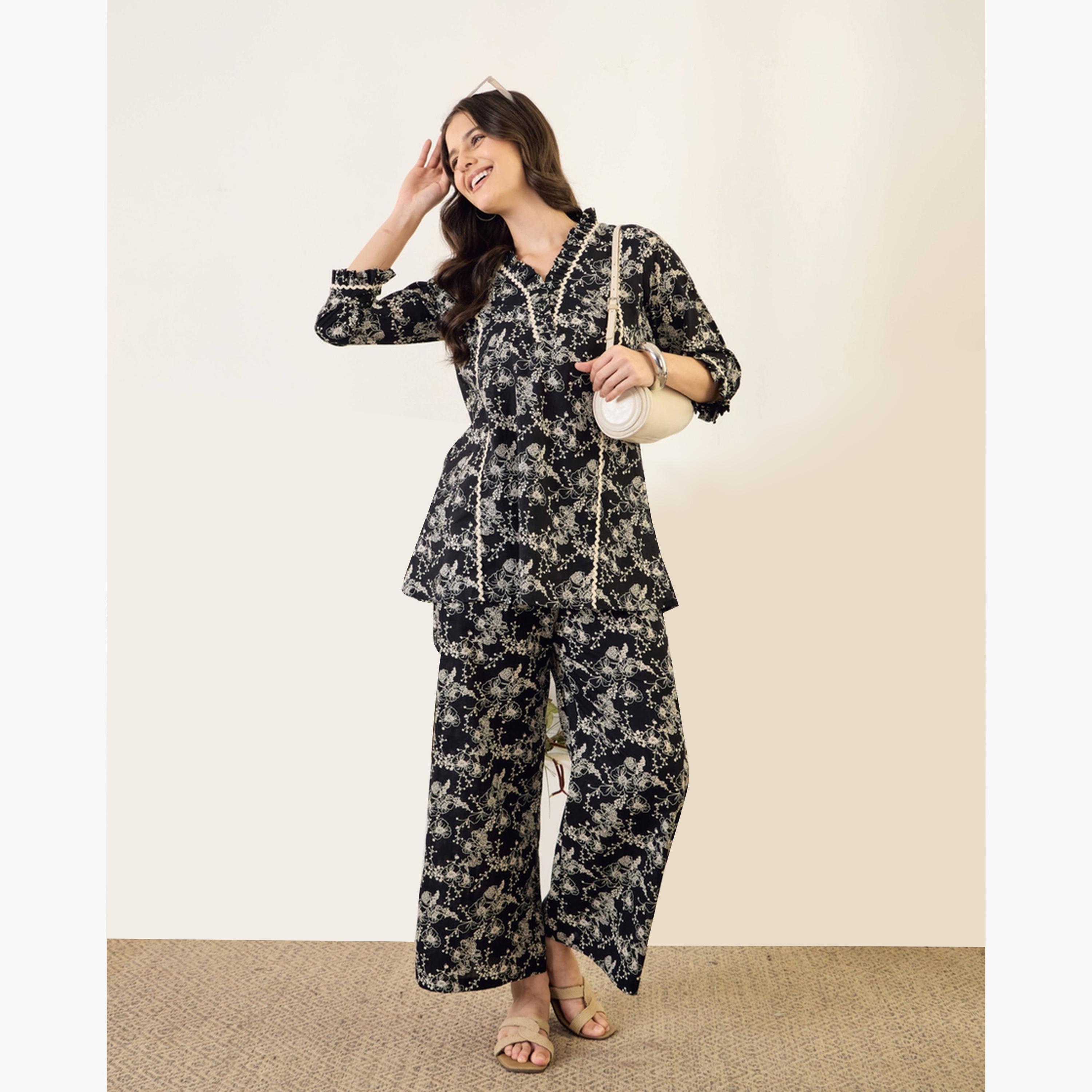 طقم منسق من بلوزة مع بنطال قطن خالص بطبعة زهور-women-clothing-coordsets-image-4
