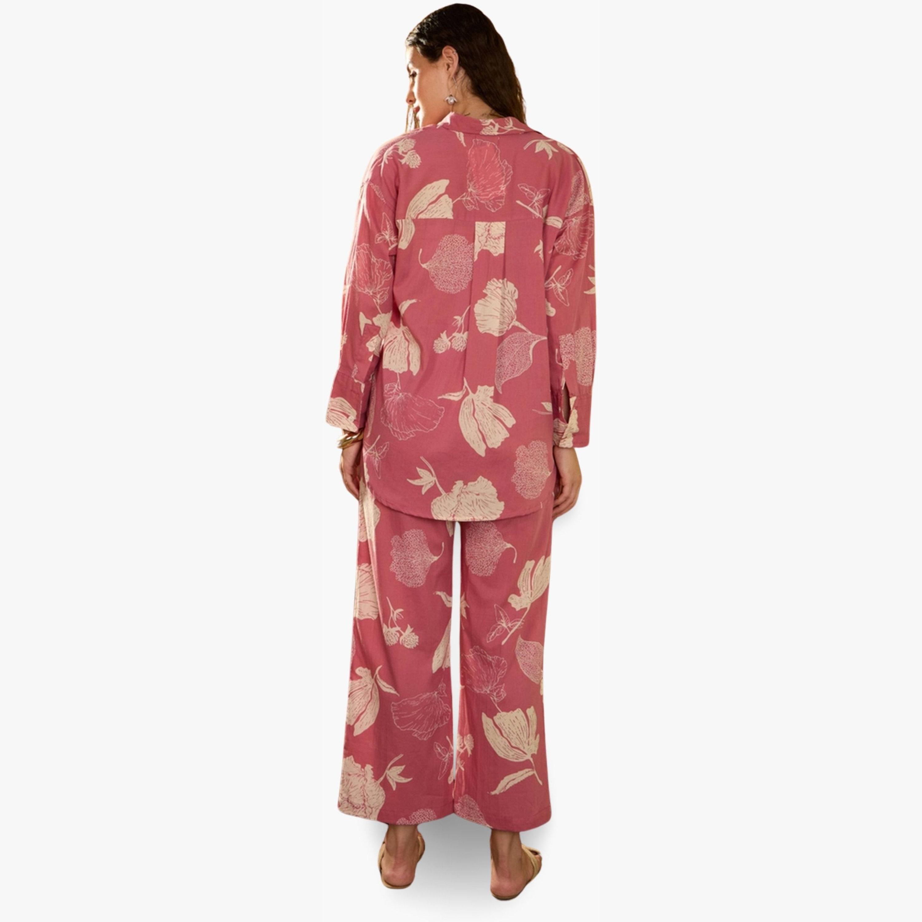 طقم منسق من قميص مع بنطال قطن خالص بطبعة زهور-women-clothing-coordsets-image-2