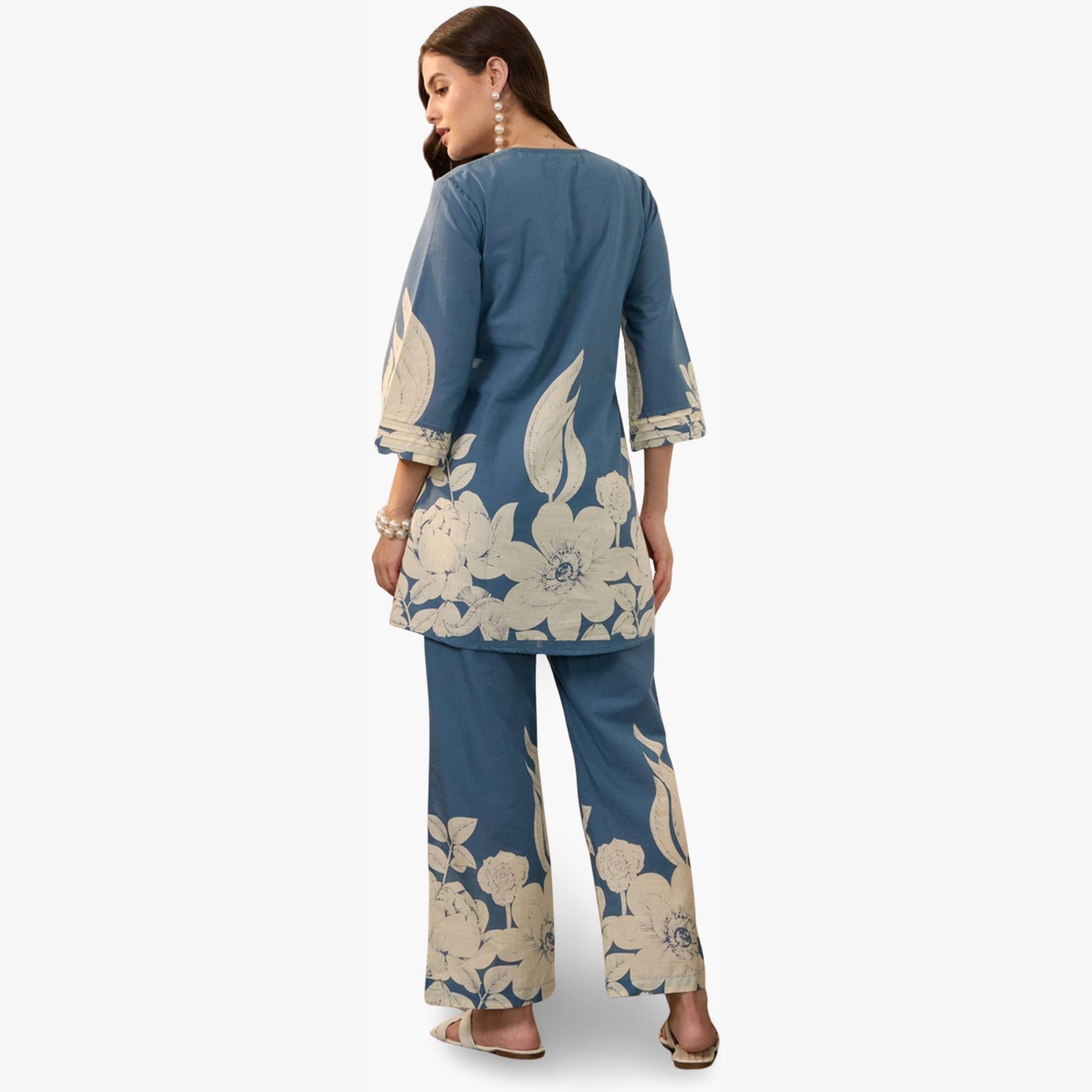 طقم منسق من بلوزة مع بنطال قطن خالص بطبعة زهور-women-clothing-coordsets-image-2