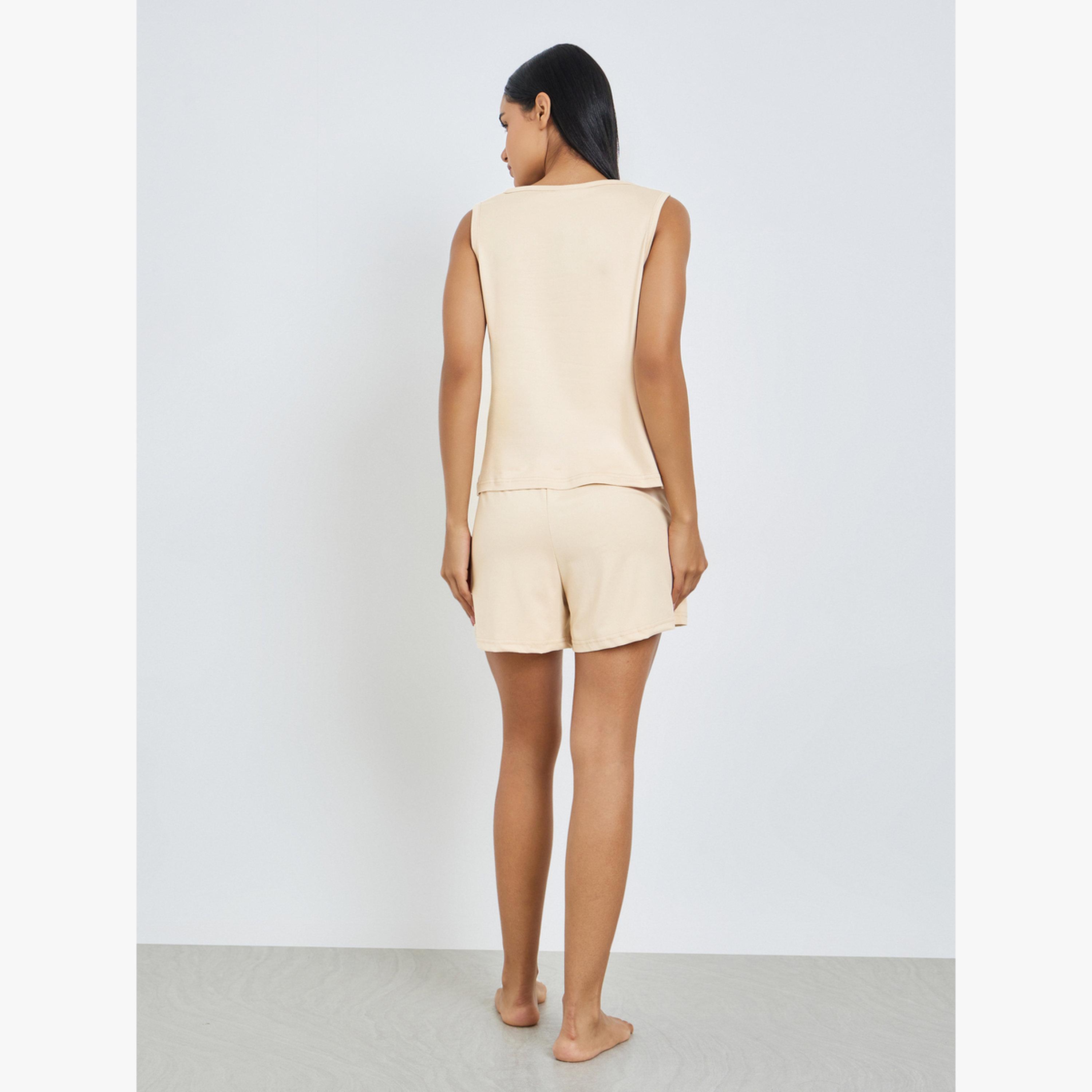 مجموعة من شورت وبلوزة بلا أكمام-women-clothing-nightwear-pyjamas-shortsets-image-3