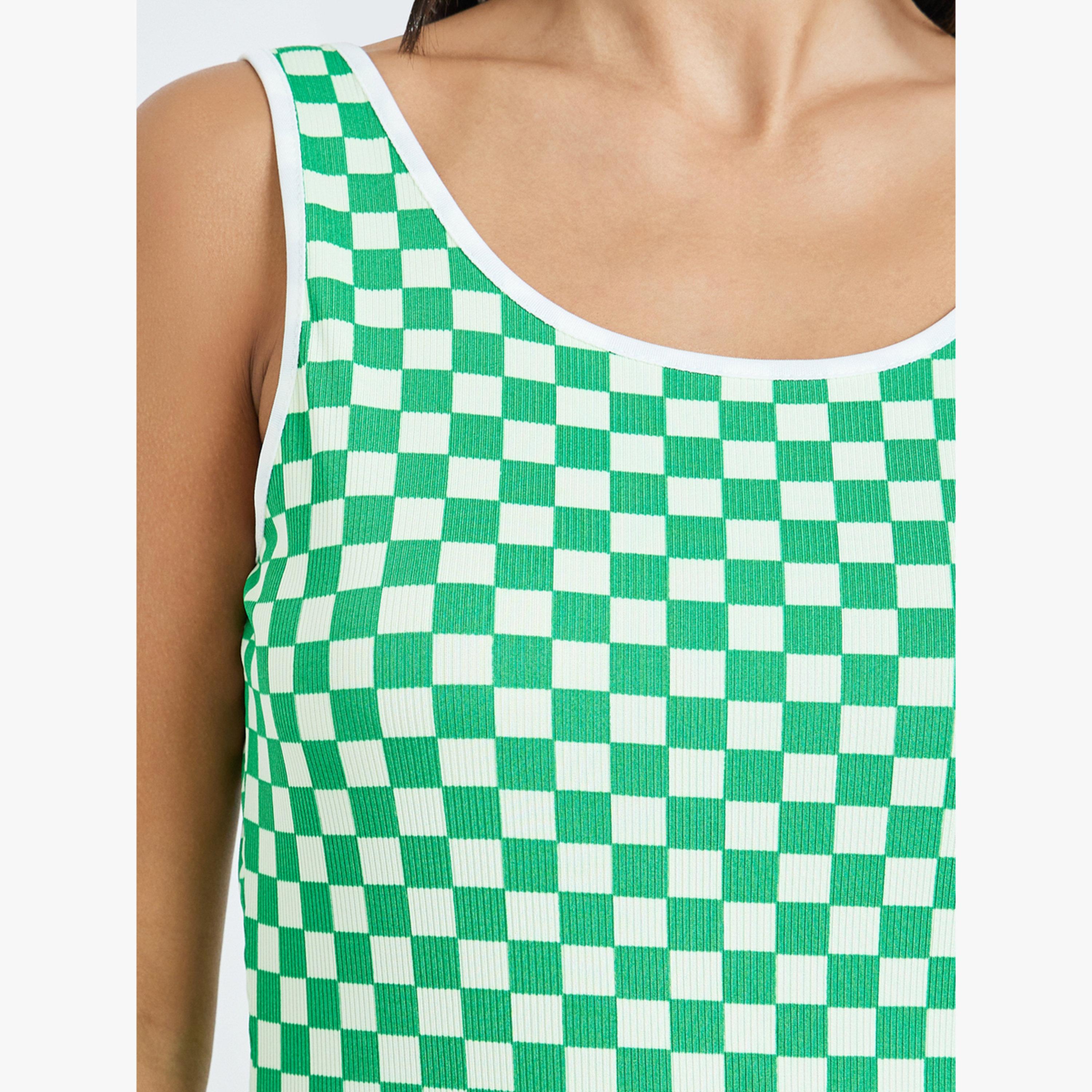 بلوزة بلا أكمام بنقشة مربعات-women-clothing-tshirts-image-5