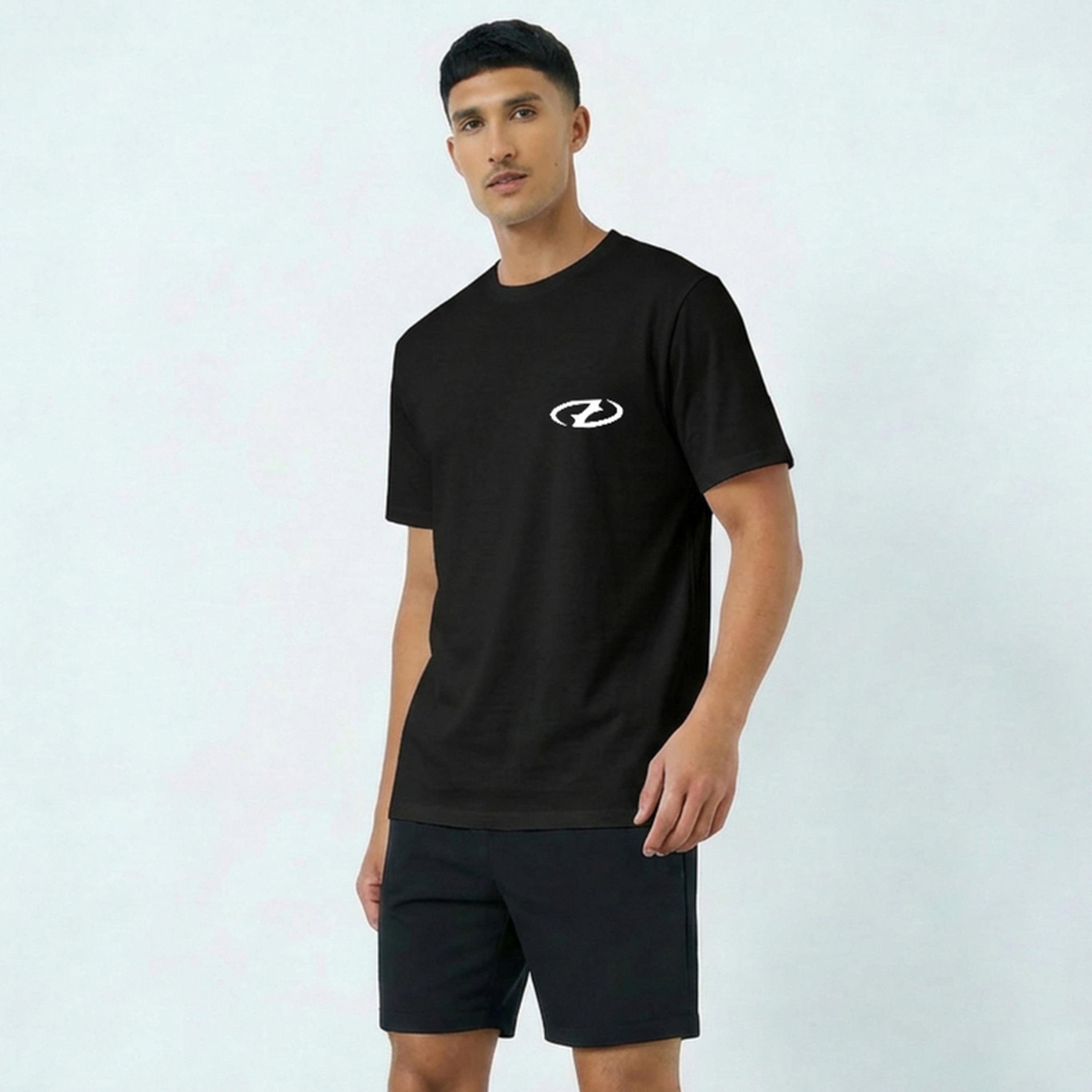 طقم منسق من تيشيرت جرافيك وشورت للرجال-men-clothing-coordsets-image-1