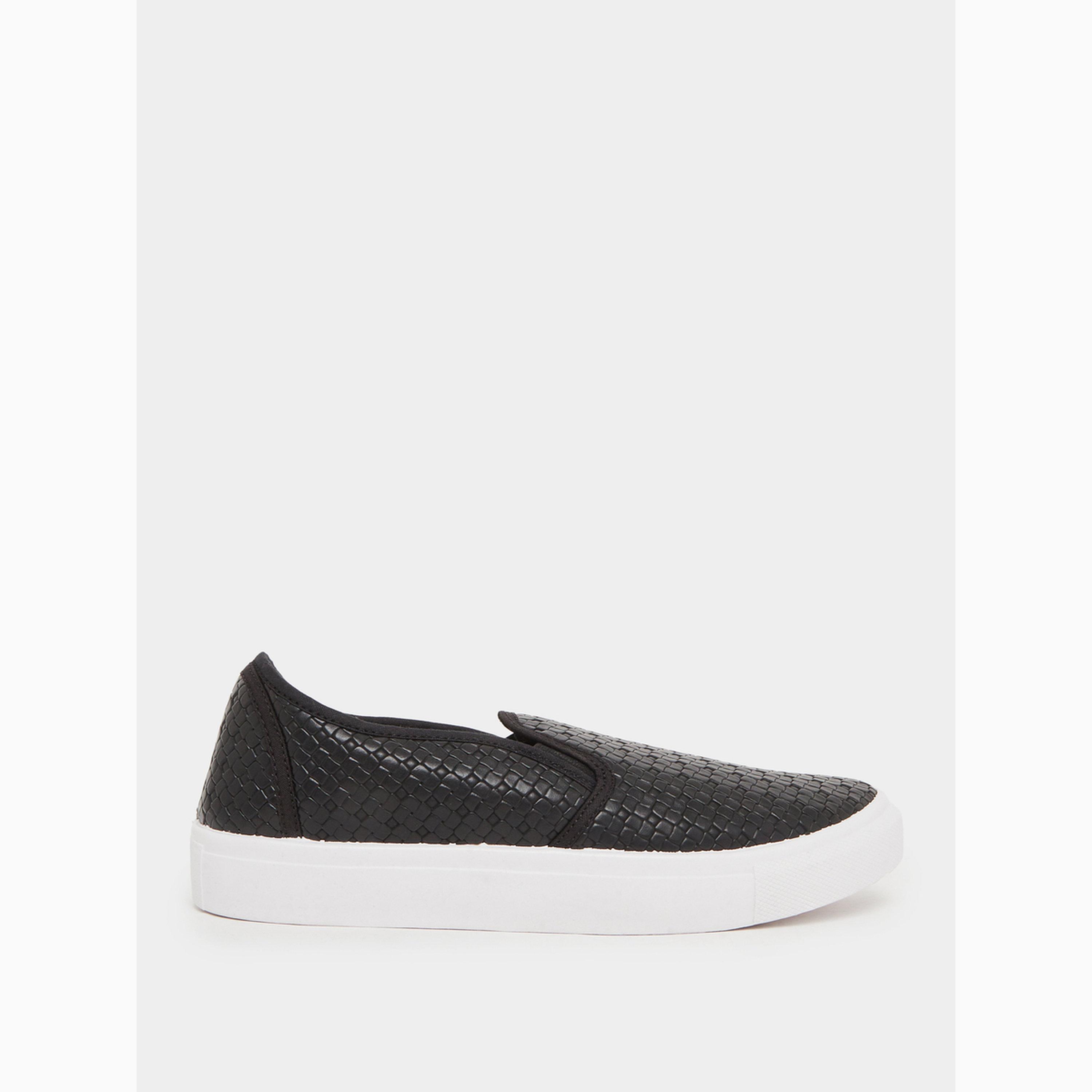 Styli Men Black Textured Slip-On Shoes-men-shoes-sneakers-image-2