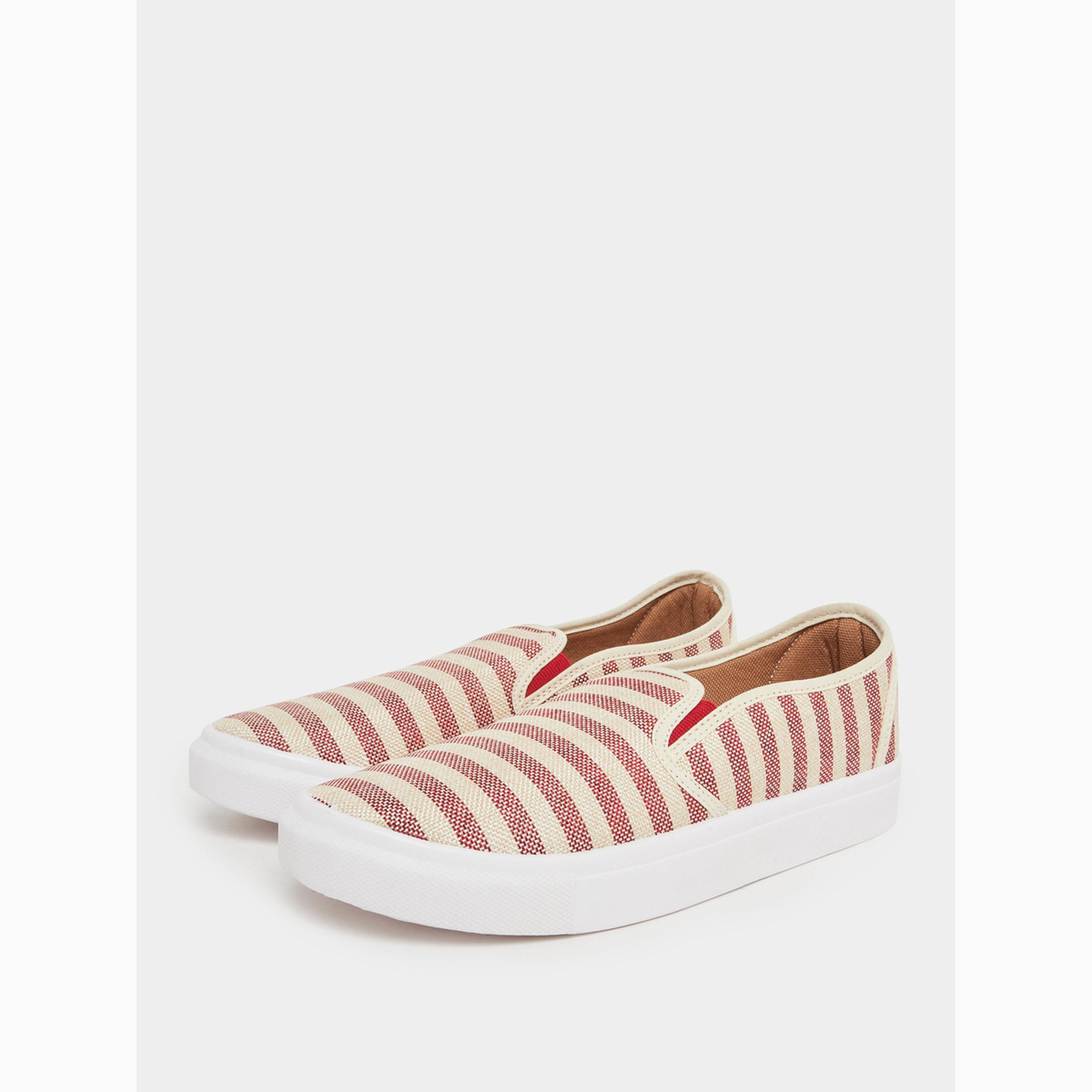 حذاء قماش سهل الارتداء ومخطط للرجال-men-shoes-sneakers-image-1