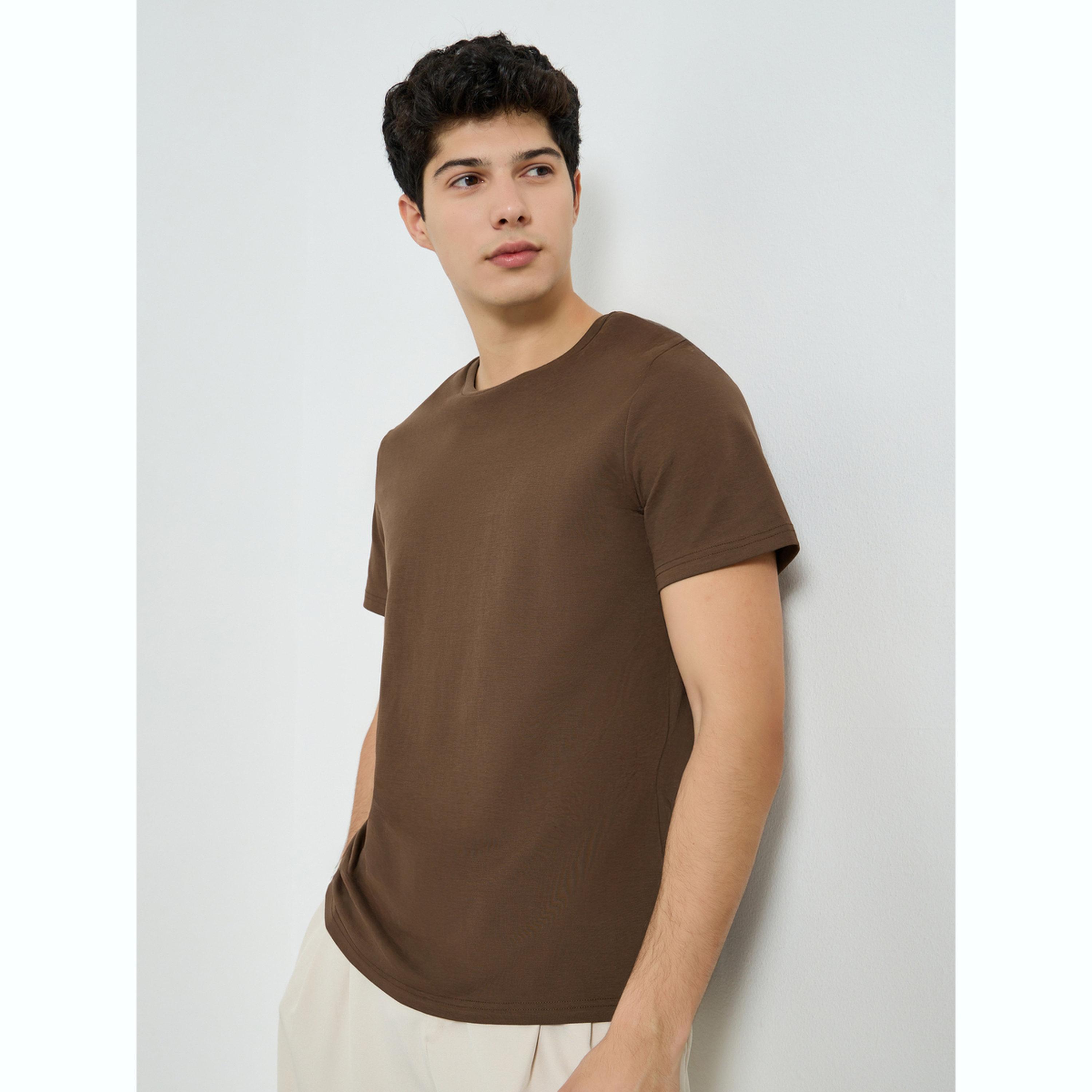 Styli Men Brown Cotton Blend Crew Neck T-Shirt-men-clothing-tshirtsandpolos-tshirts-image-1