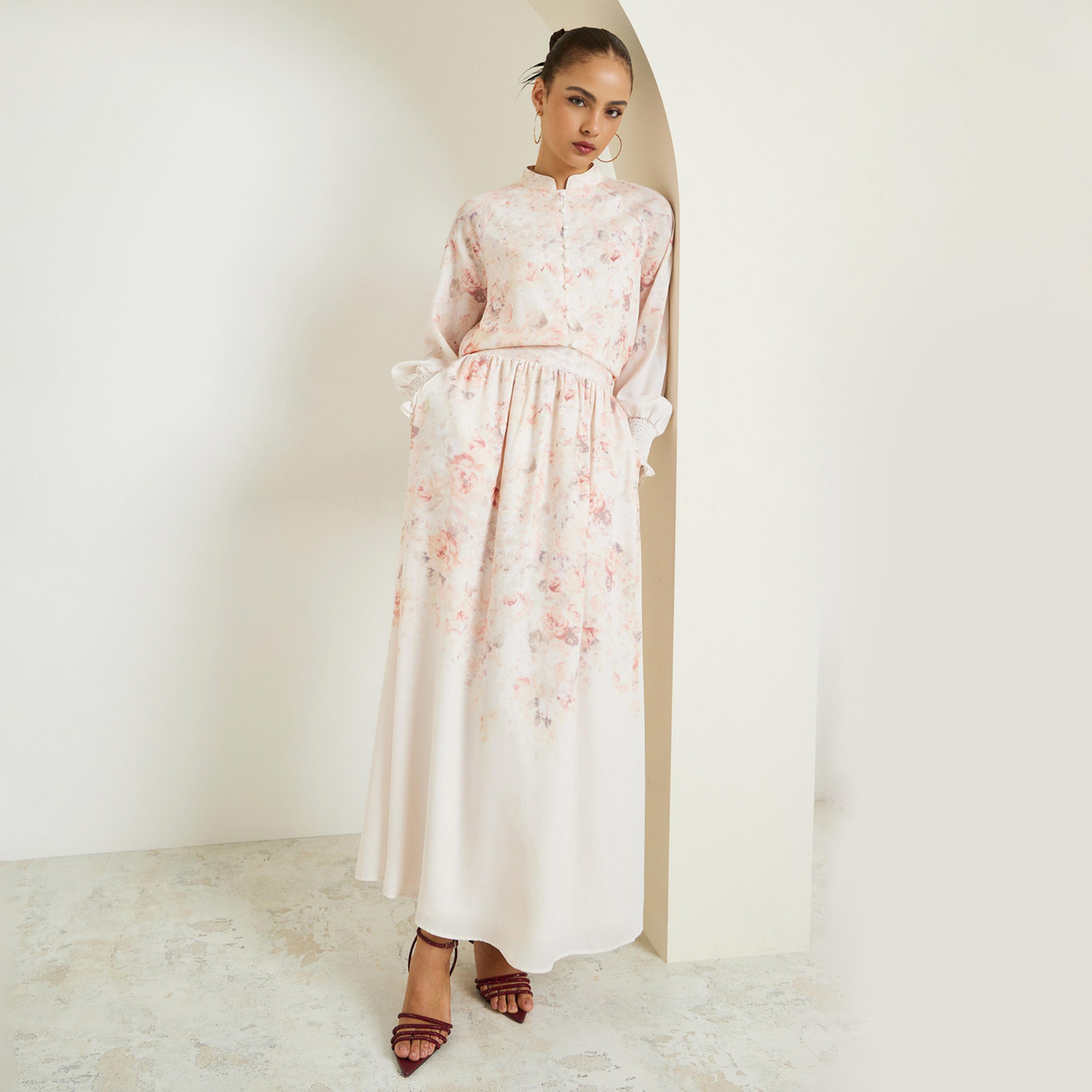 طقم منسق من تنورة طويلة وبلوزة بنقشة زهور كريمي-women-clothing-coordsets-image-1