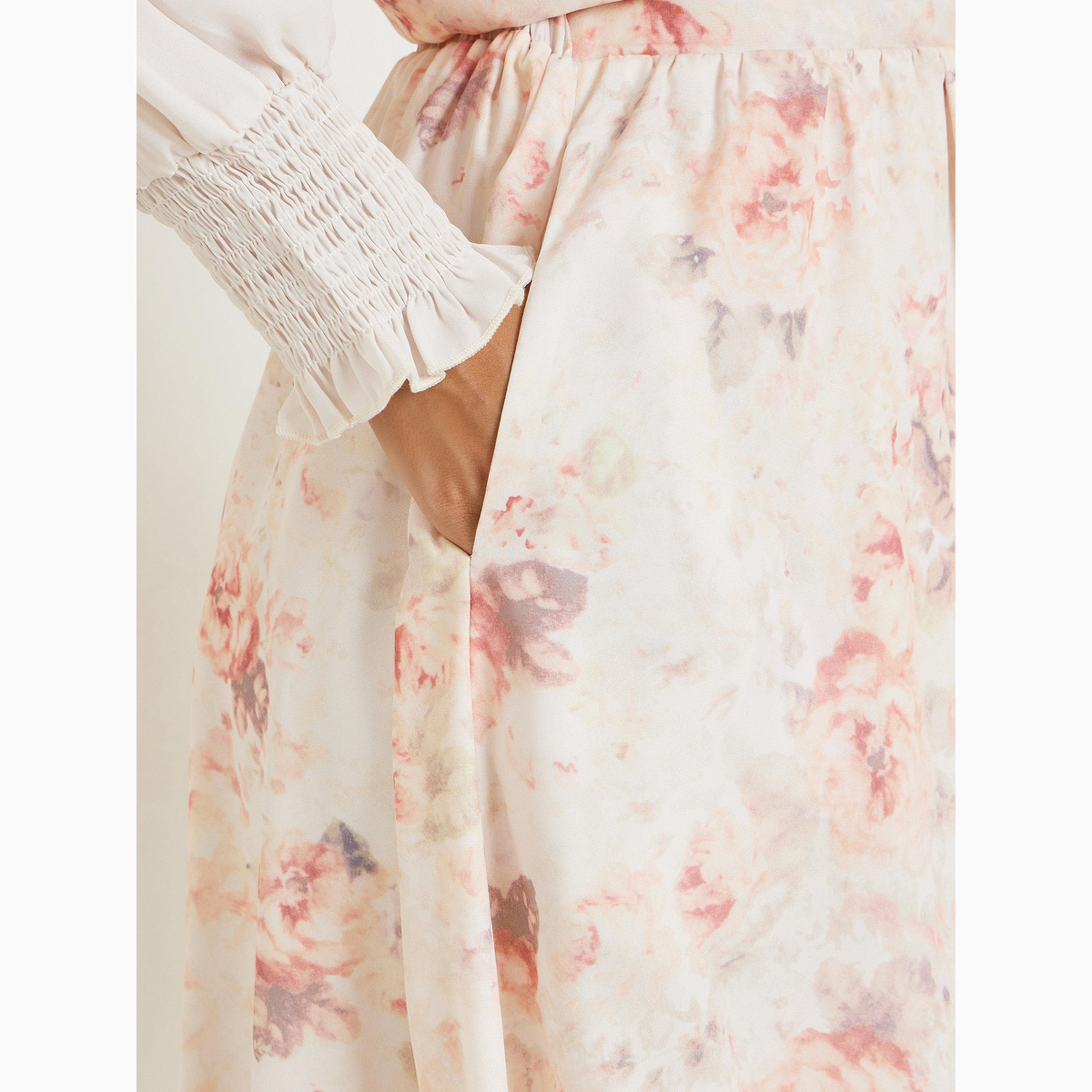 طقم منسق من تنورة طويلة وبلوزة بنقشة زهور كريمي-women-clothing-coordsets-image-5