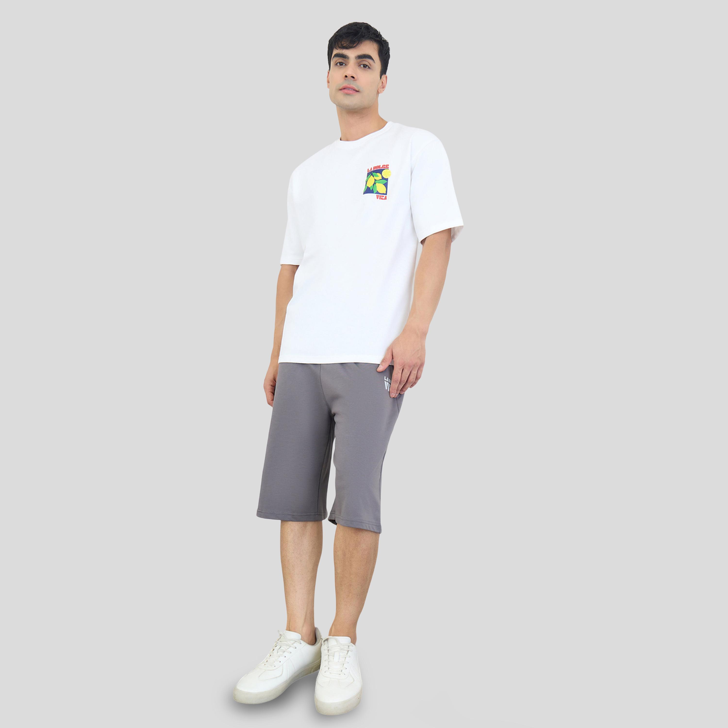 مجموعة من شورت وتيشيرت بقصة مريحة-men-clothing-coordsets-image-2