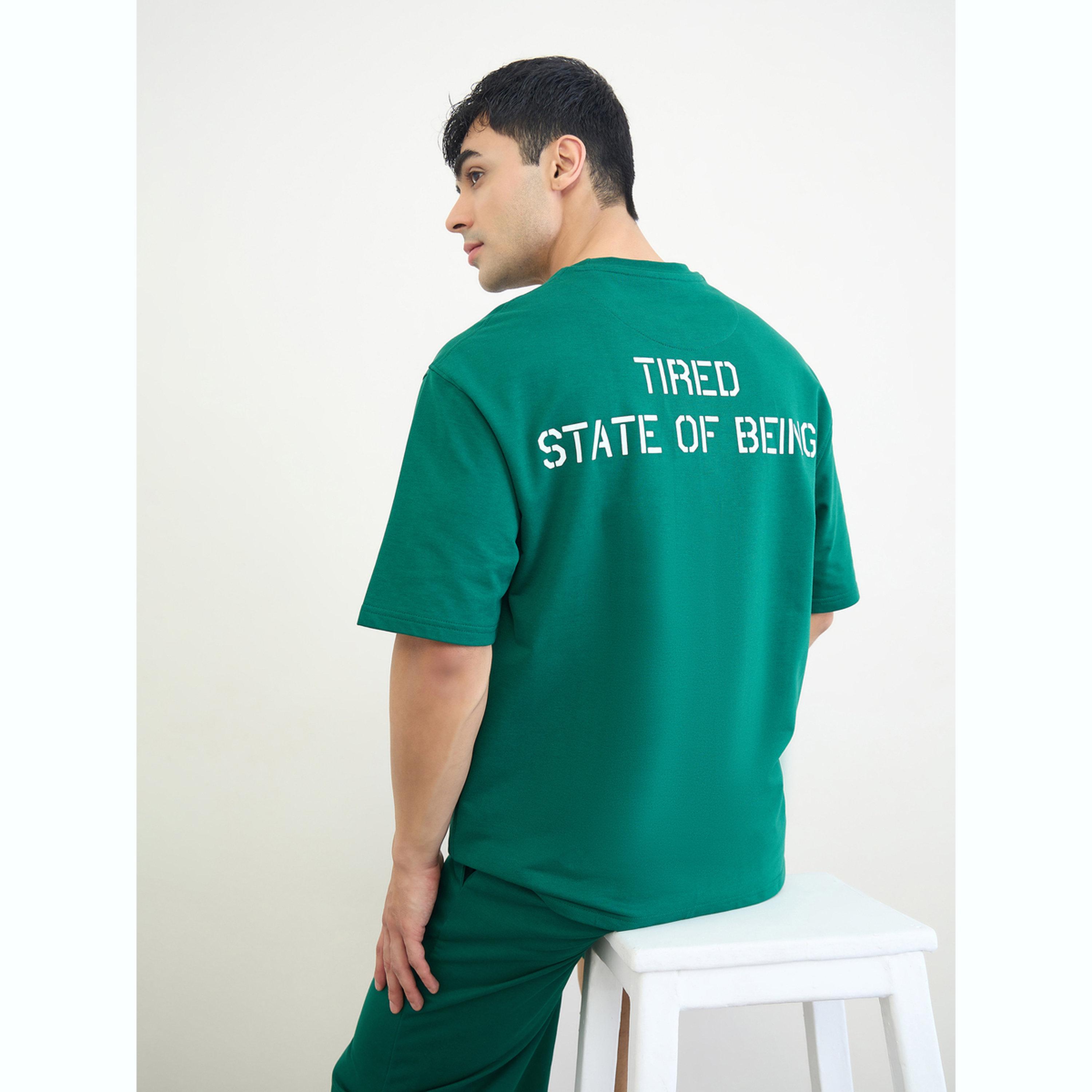 مجموعة من شورت وتيشيرت بقصة مريحة وطبعة شعار-men-clothing-coordsets-image-3