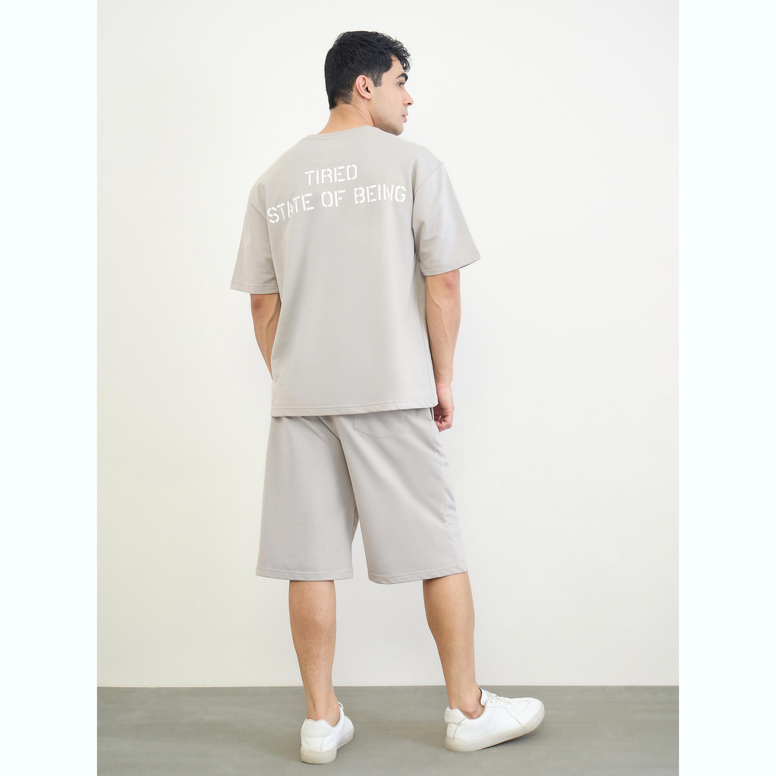مجموعة من شورت وتيشيرت بقصة مريحة وطبعة شعار-men-clothing-coordsets-image-4