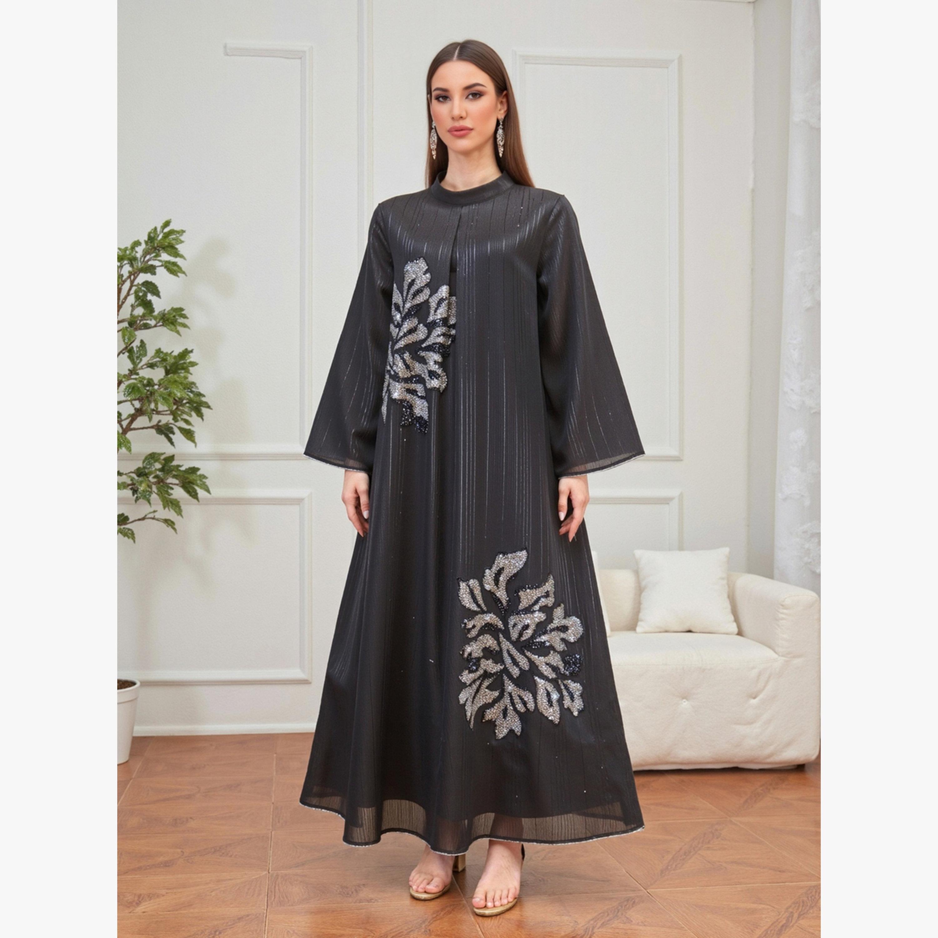 جلابية مزينة بارزة الملمس بحافة واسعة-women-arabicclothing-jalabiyas-image-6