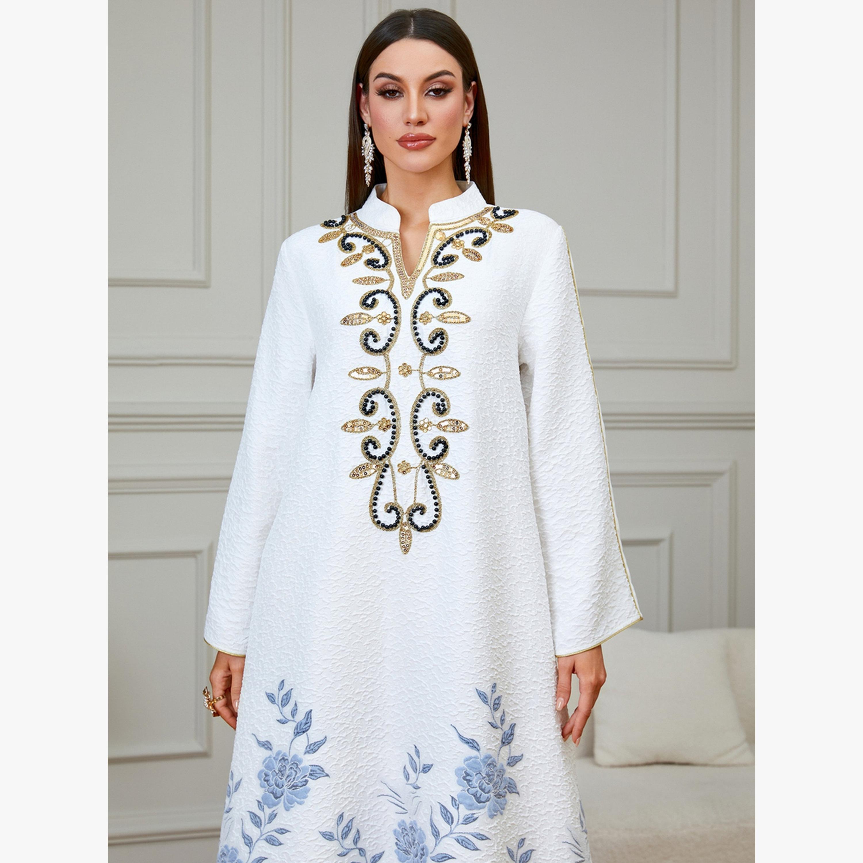 جلابية بملمس بارز وياقة مزينة-women-arabicclothing-jalabiyas-image-4