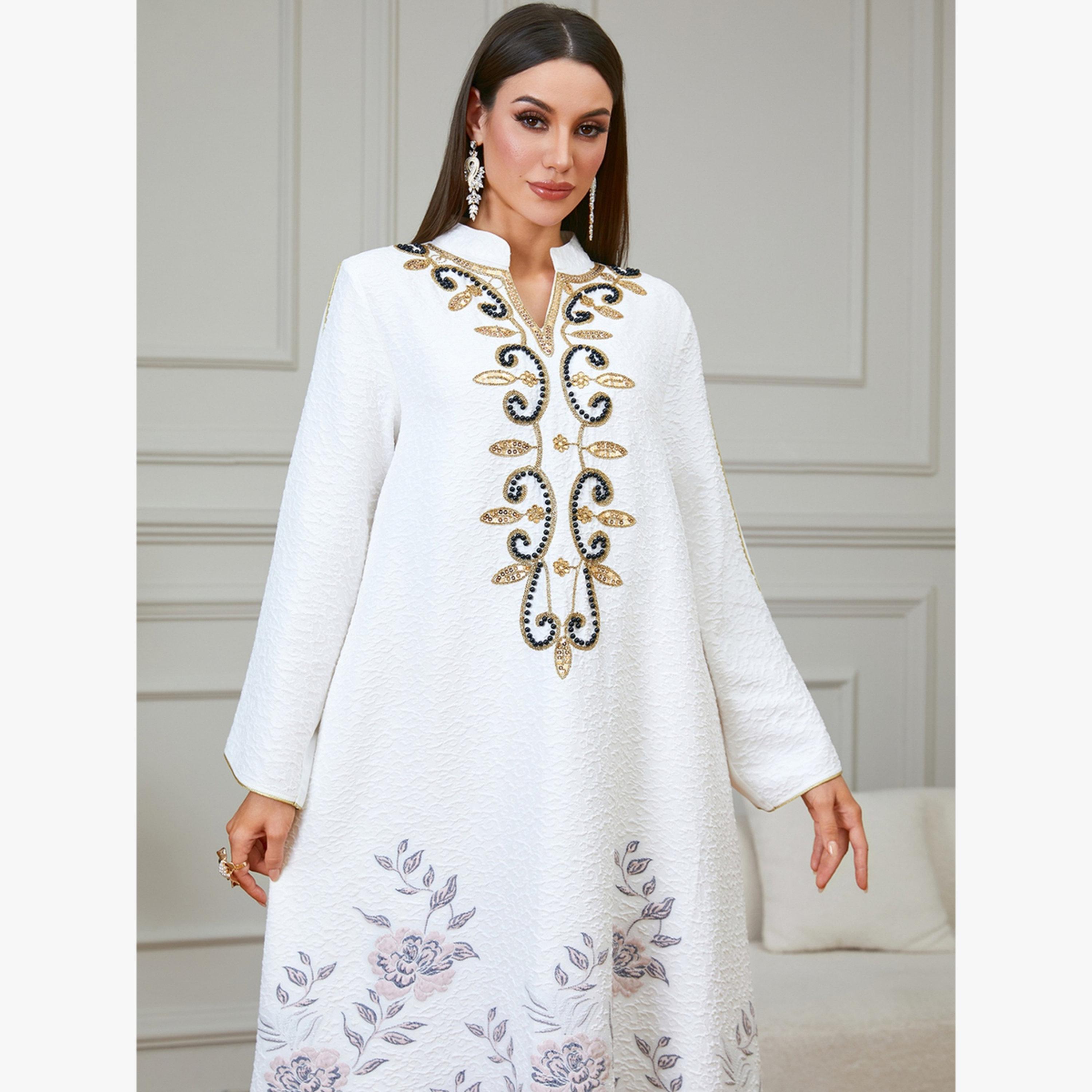 جلابية بملمس بارز وياقة مزينة-women-arabicclothing-jalabiyas-image-4
