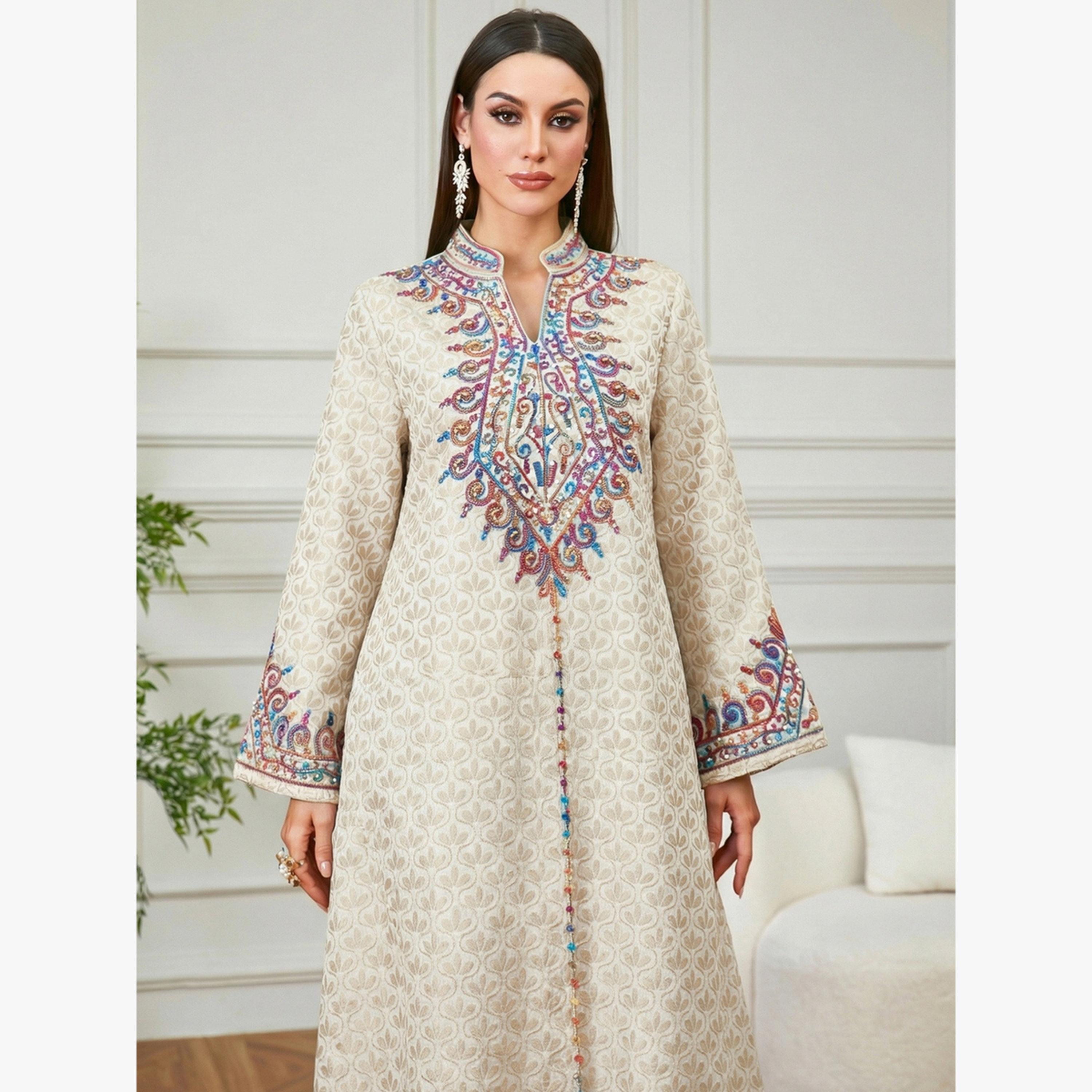 جلابية مطرزة بحافة واسعة-women-arabicclothing-jalabiyas-image-3