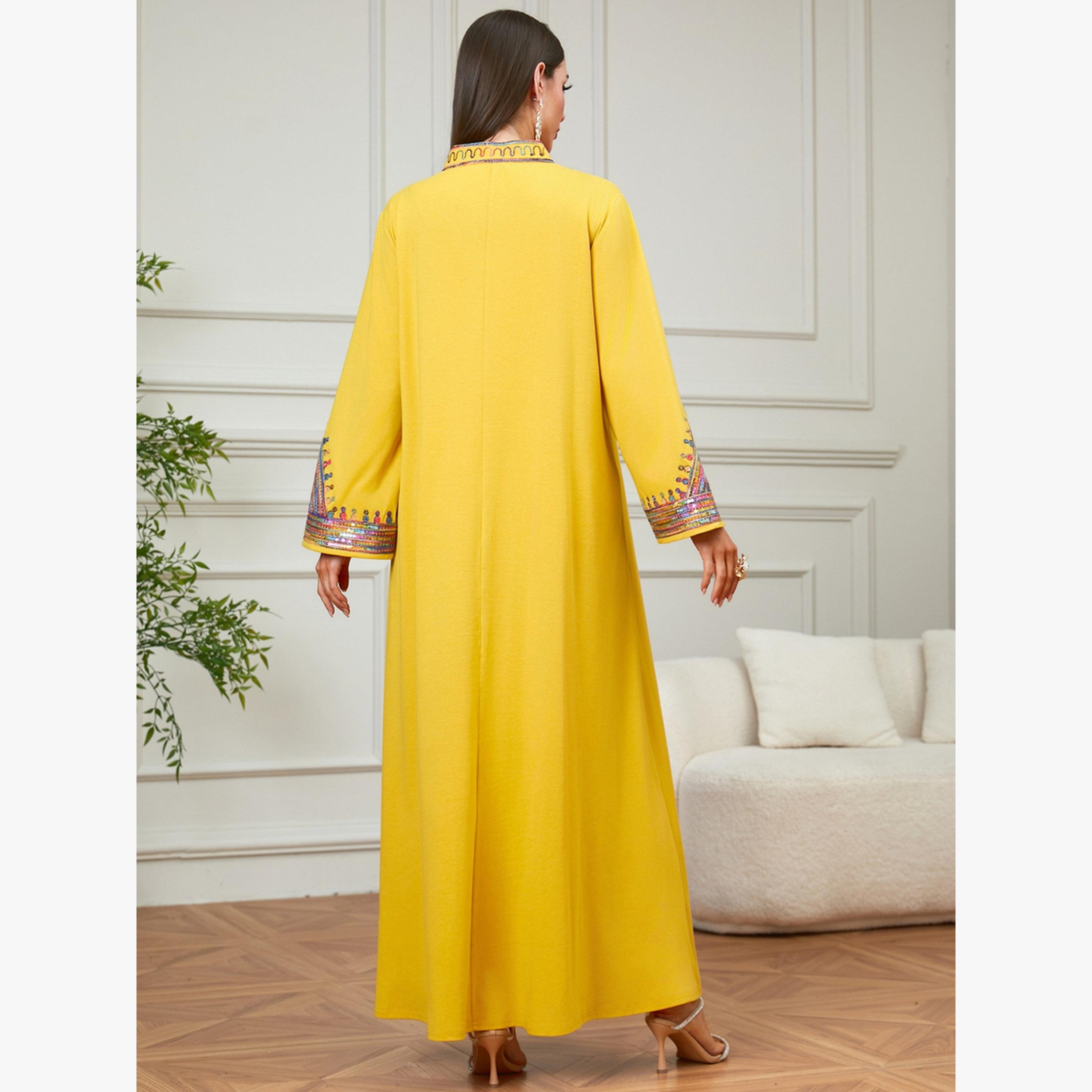 جلابية بحافة واسعة وتفاصيل مُطرّزة-women-arabicclothing-jalabiyas-image-5