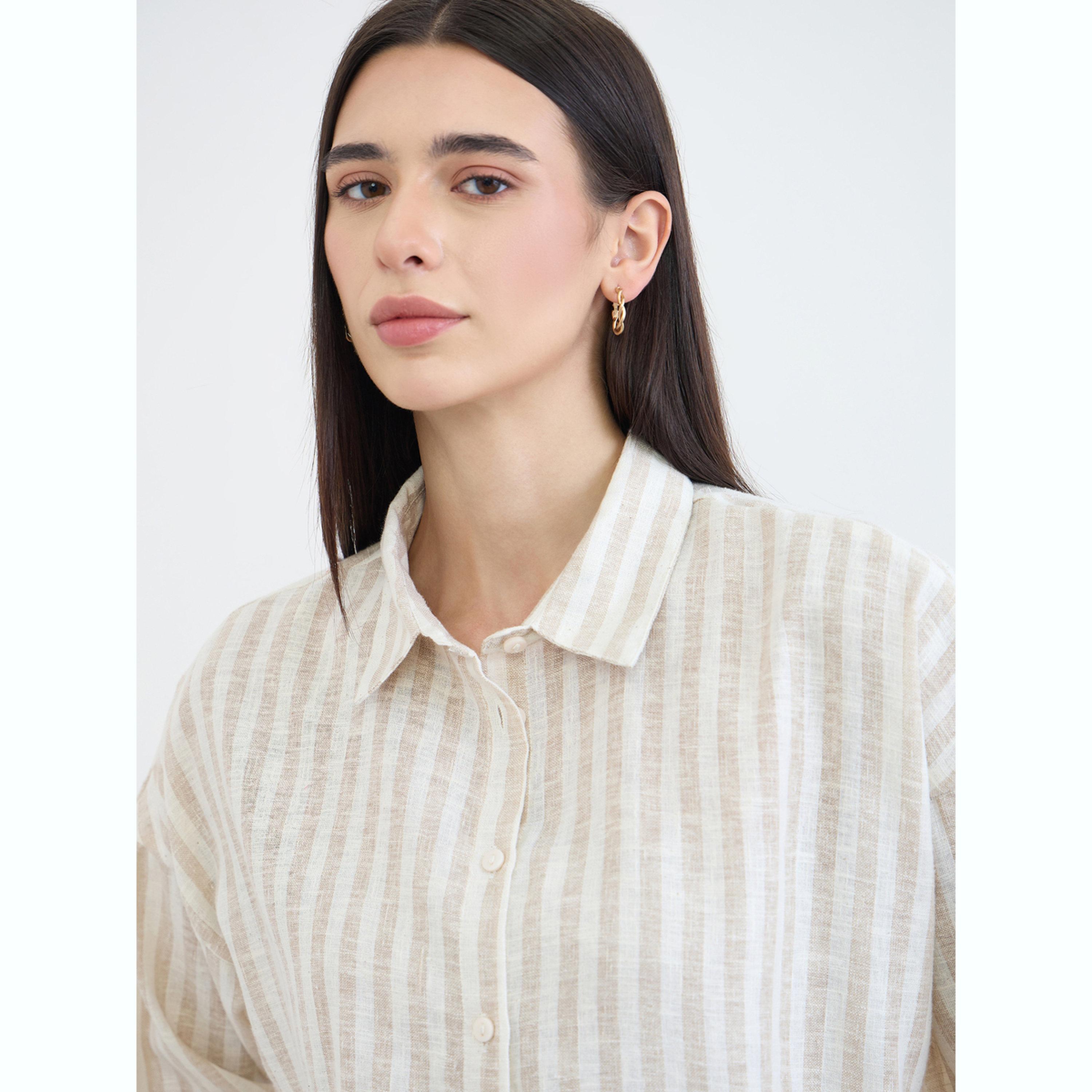 مجموعة من بنطال بأرجل واسعة وبلوزة مخططة-women-clothing-coordsets-image-5