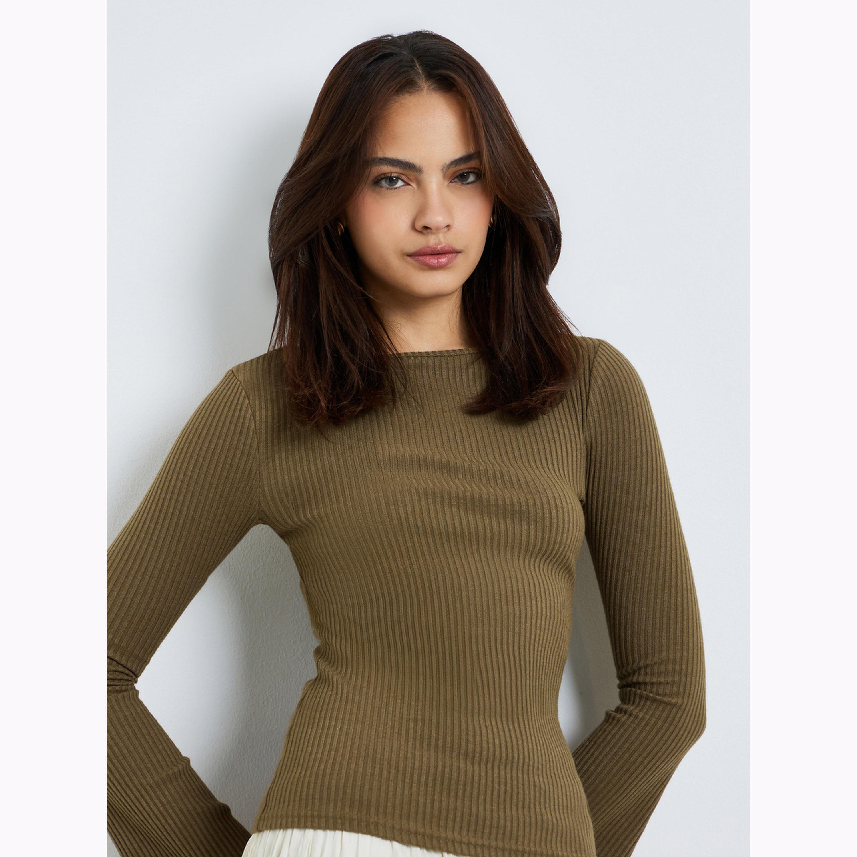 بلوزة محبوكة بأكمام واسعة وتفاصيل بارزة الملمس بلون زيتوني-women-clothing-shirtsandblouses-blouses-image-3