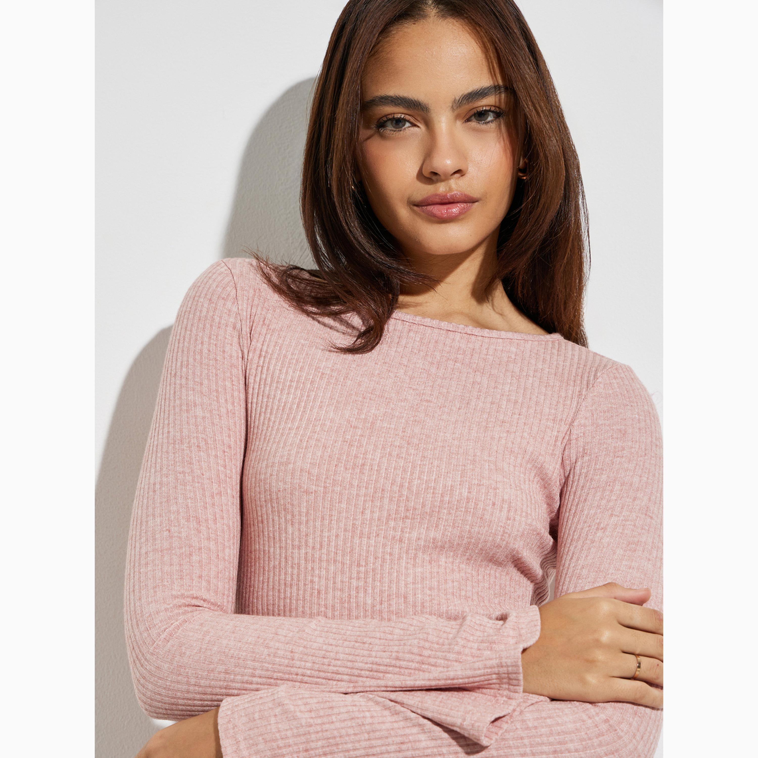 بلوزة محبوكة بأكمام واسعة وتفاصيل بارزة الملمس بلون وردي-women-clothing-shirtsandblouses-blouses-image-5