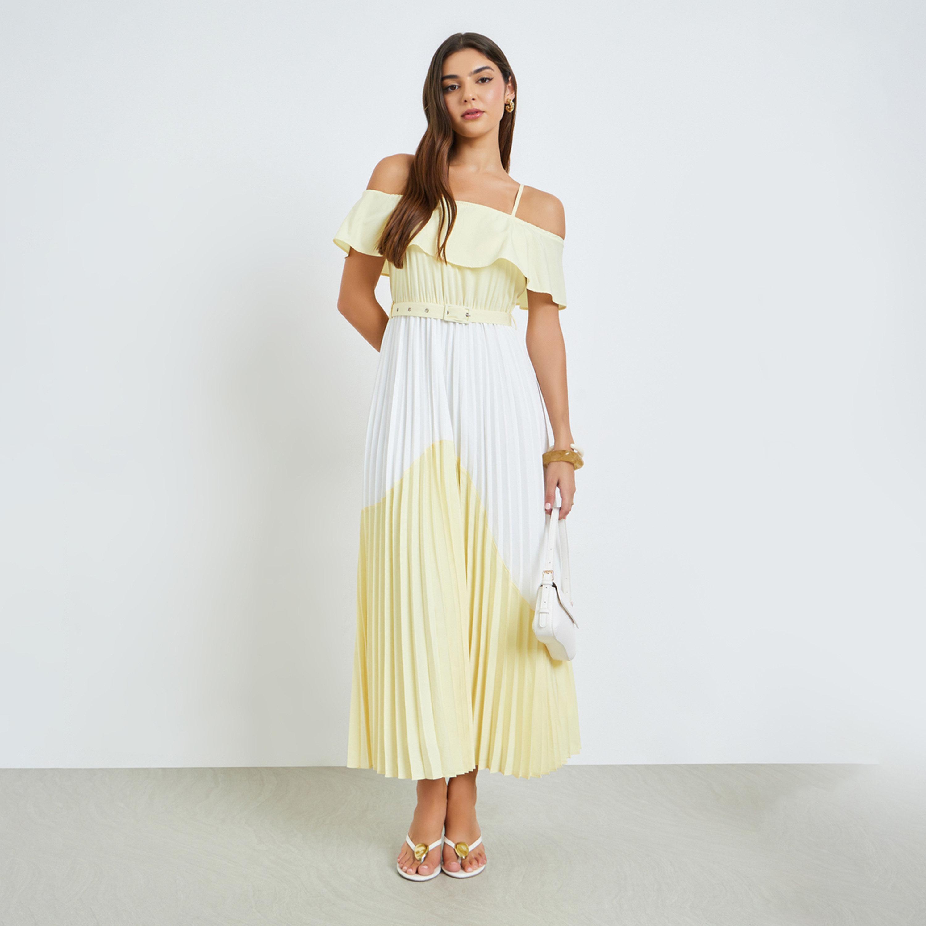 فستان طويل بكسرات وحمالات بنمط كتل الالوان-women-clothing-dresses-image-1