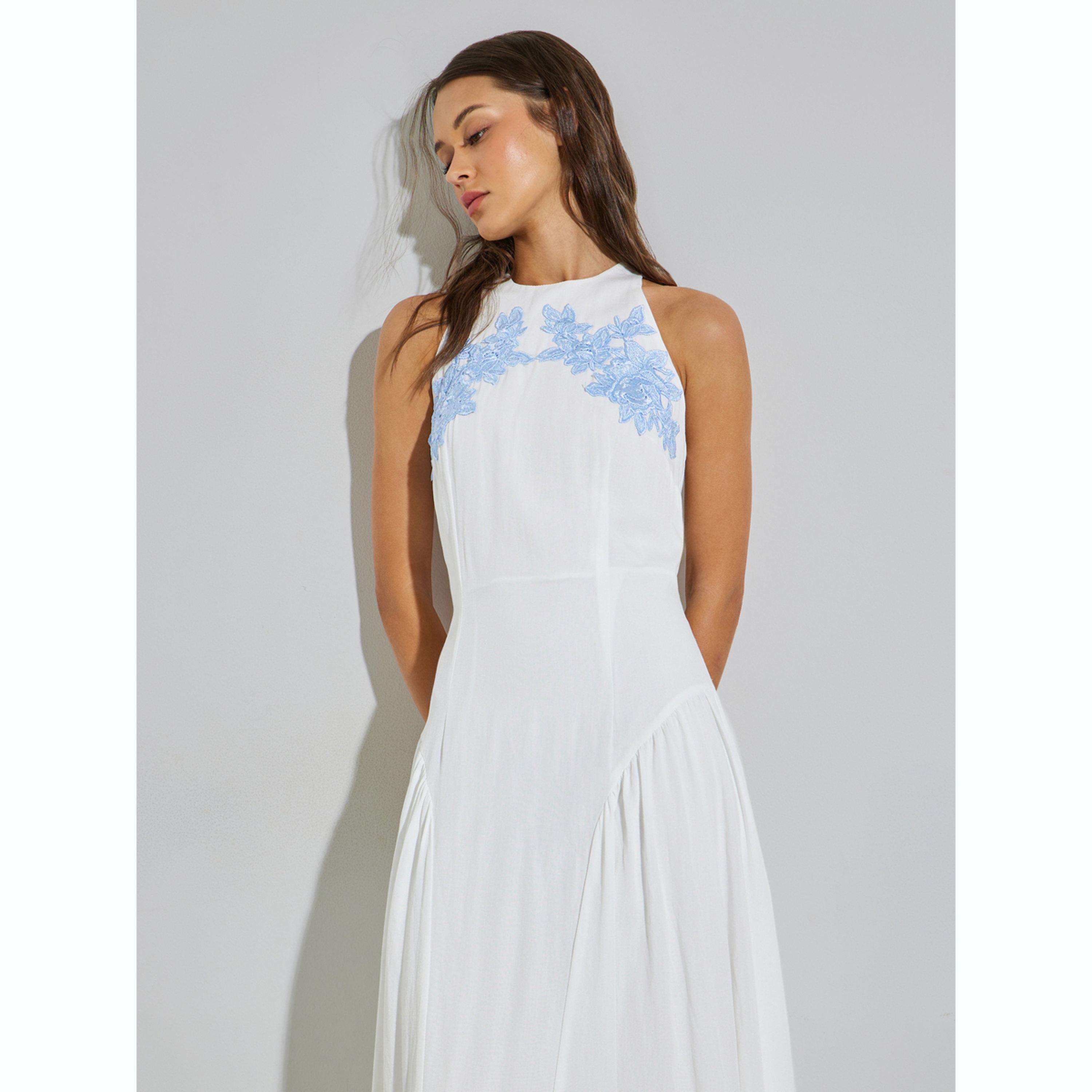 فستان طويل بحافة واسعة وتفاصيل دانتيل-women-clothing-dresses-image-3