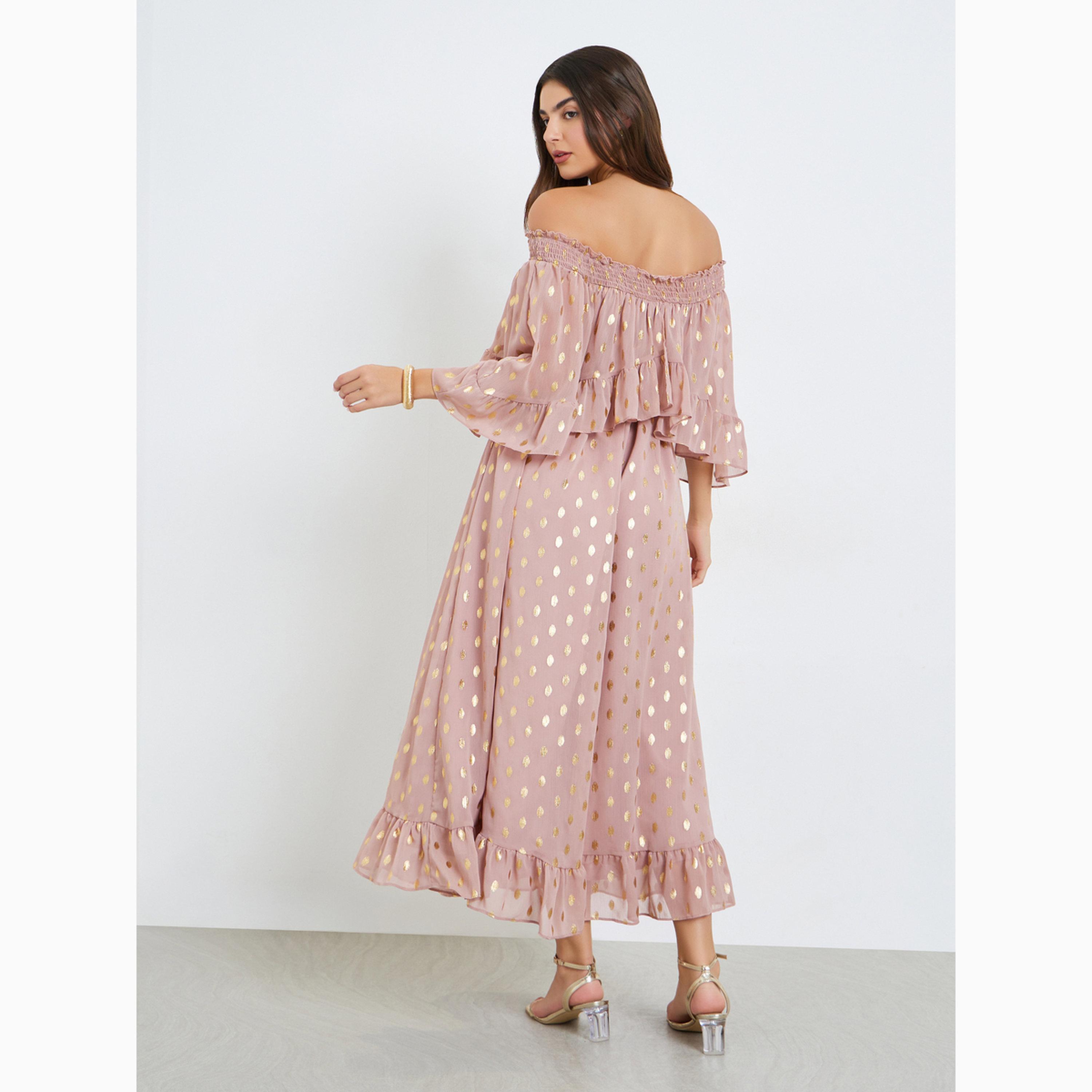 فستان طويل مكشوف الكتفين وبطبعة رقائق معدنية-women-clothing-dresses-image-4