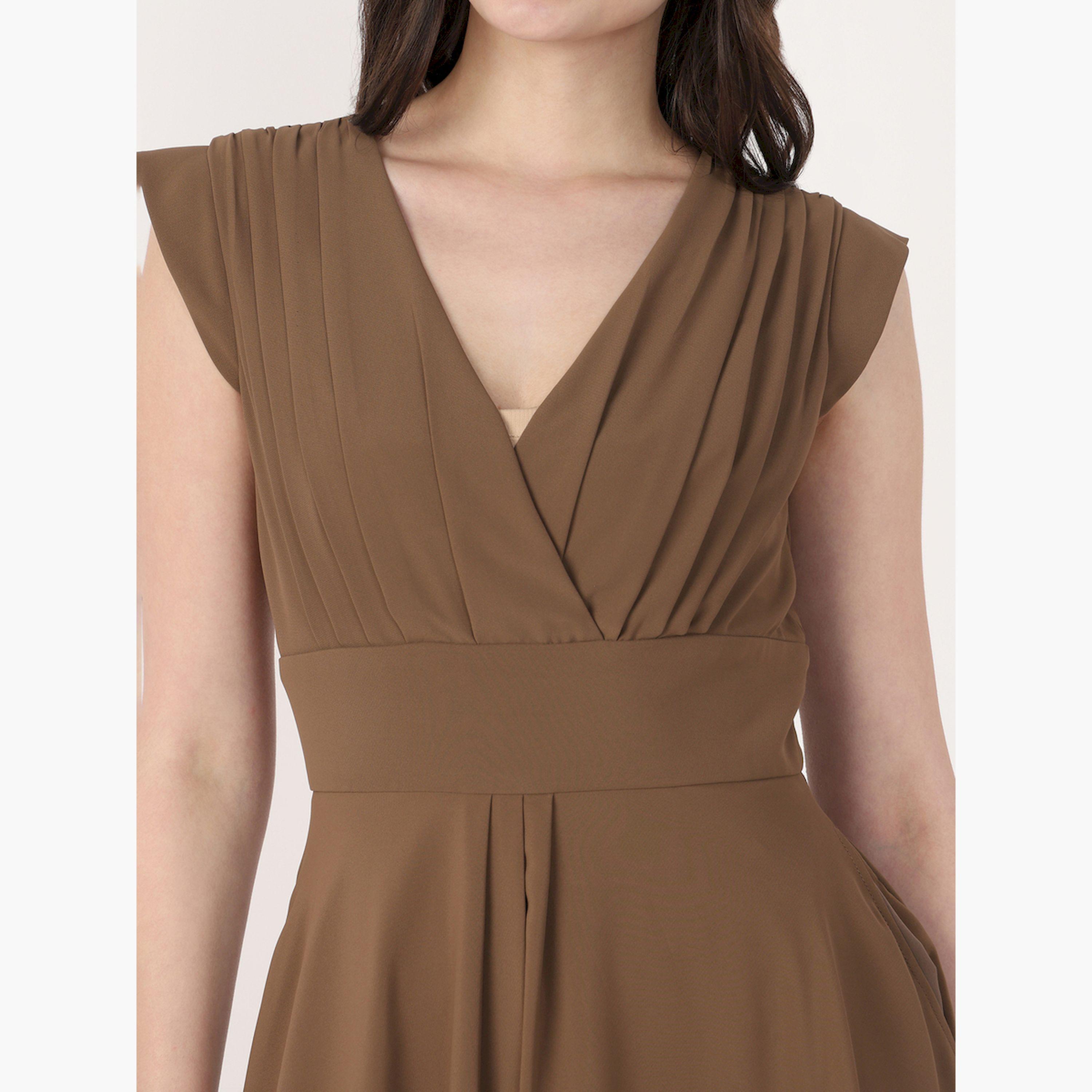 فستان ميدي بني بكسرات بلا أكمام وقصة ملفوفة-women-clothing-dresses-image-2