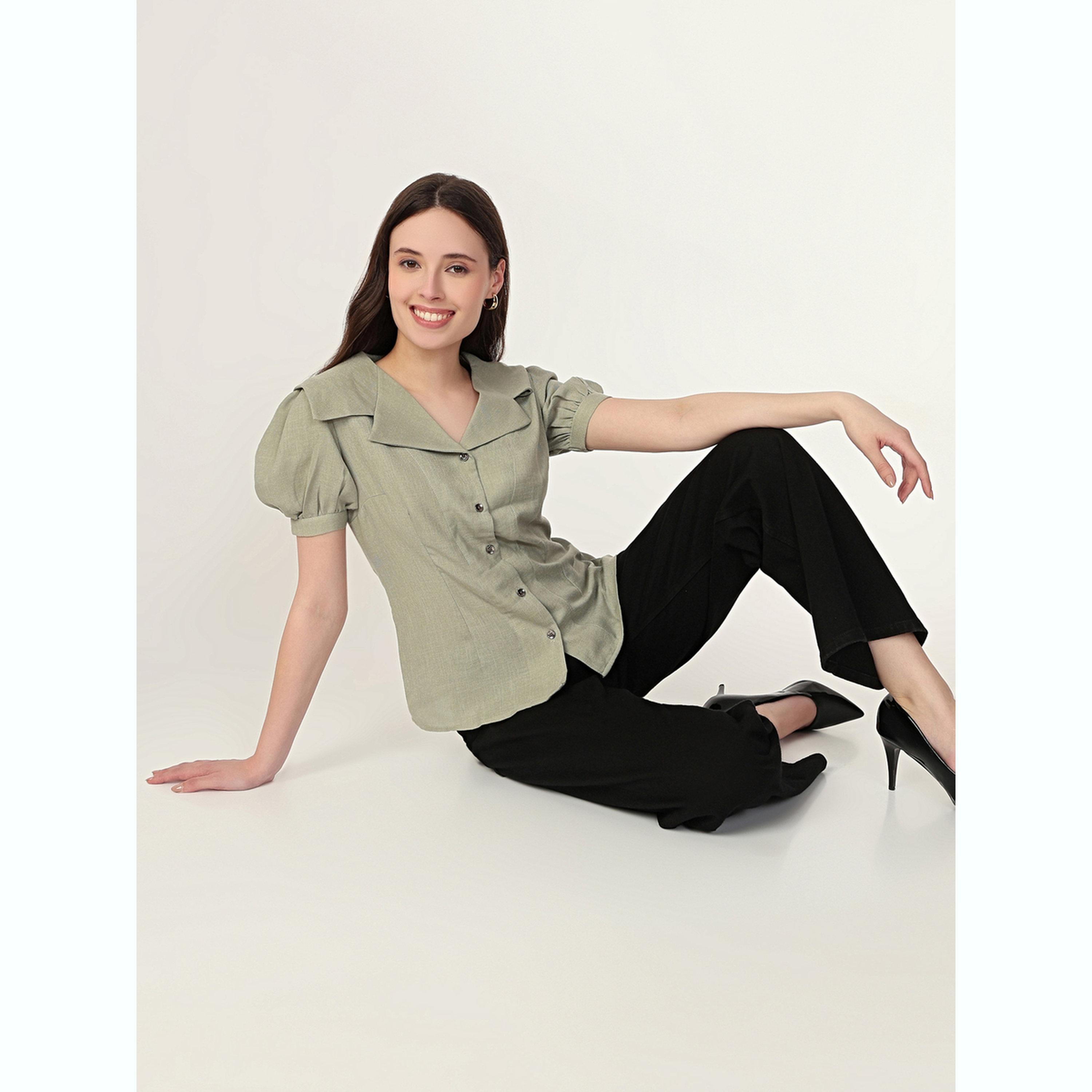 بلوزة بأكمام منفوخة وياقة بيتر بان-women-clothing-shirtsandblouses-shirts-image-2