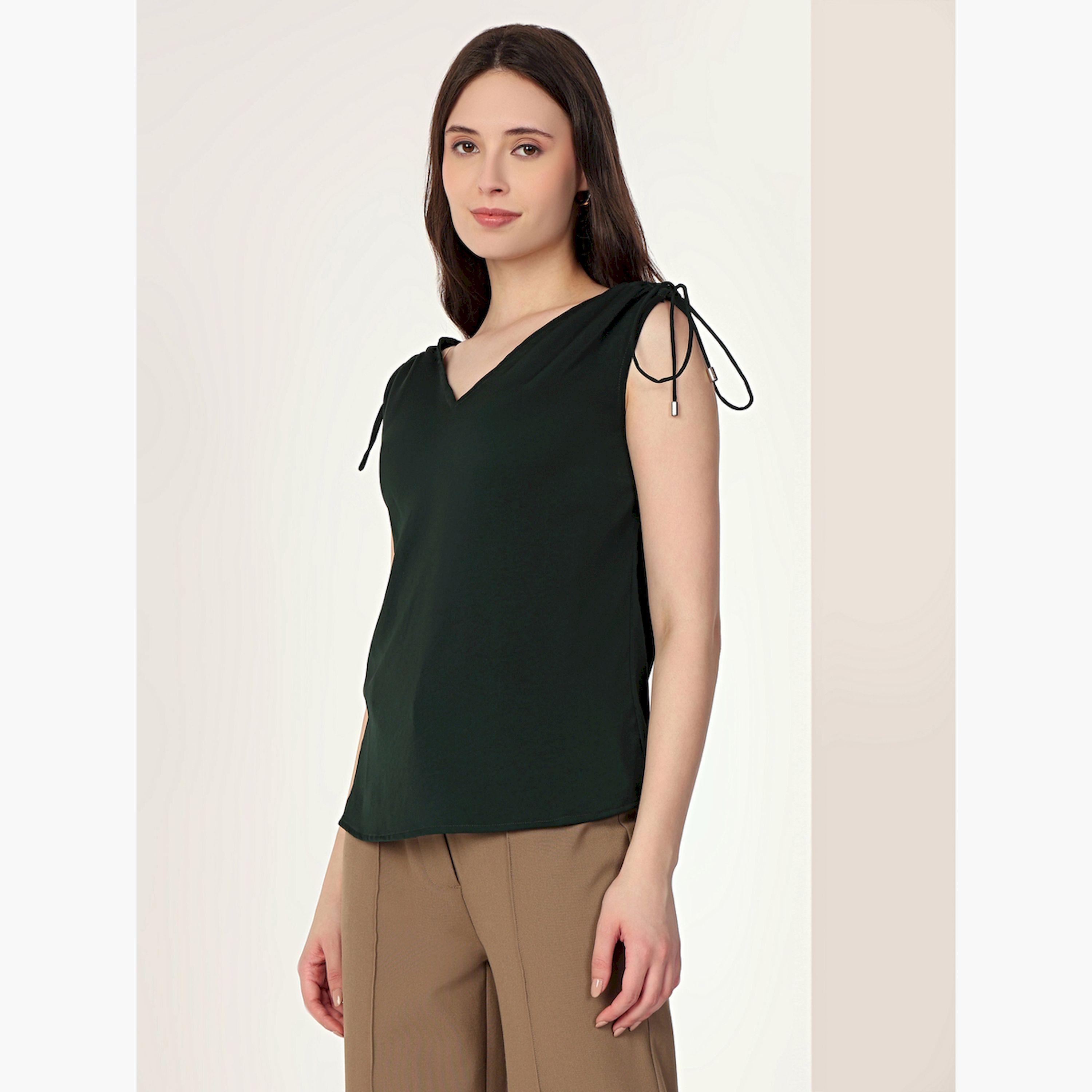 بلوزة أخضر زمردي بلا أكمام بتفاصيل أربطة-women-clothing-shirtsandblouses-blouses-image-1