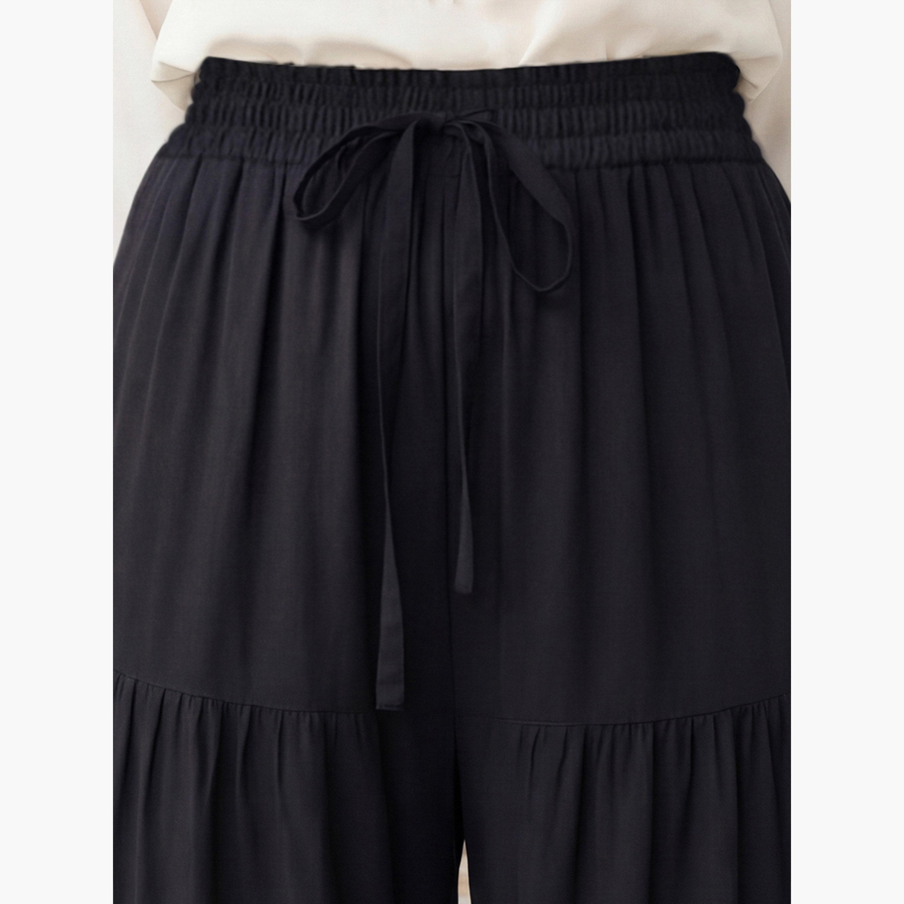 بنطال بالازو أسود متعدد الطبقات بخصر برباط وحافة واسعة-women-clothing-ethnicwear-bottoms-palazzos-image-5