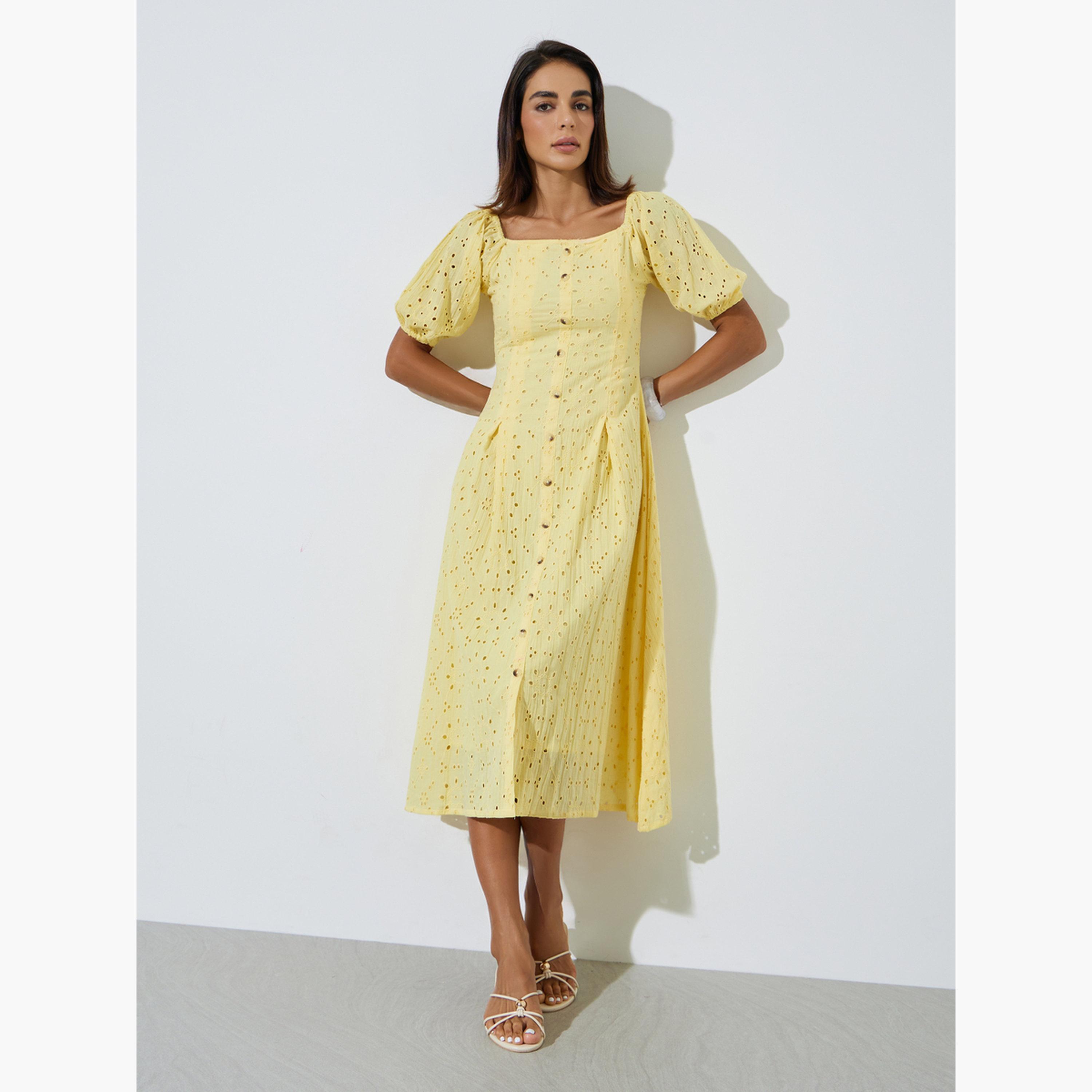 فستان ميدي مُطرّز بحافة واسعة وياقة مربعة-women-clothing-dresses-image-2