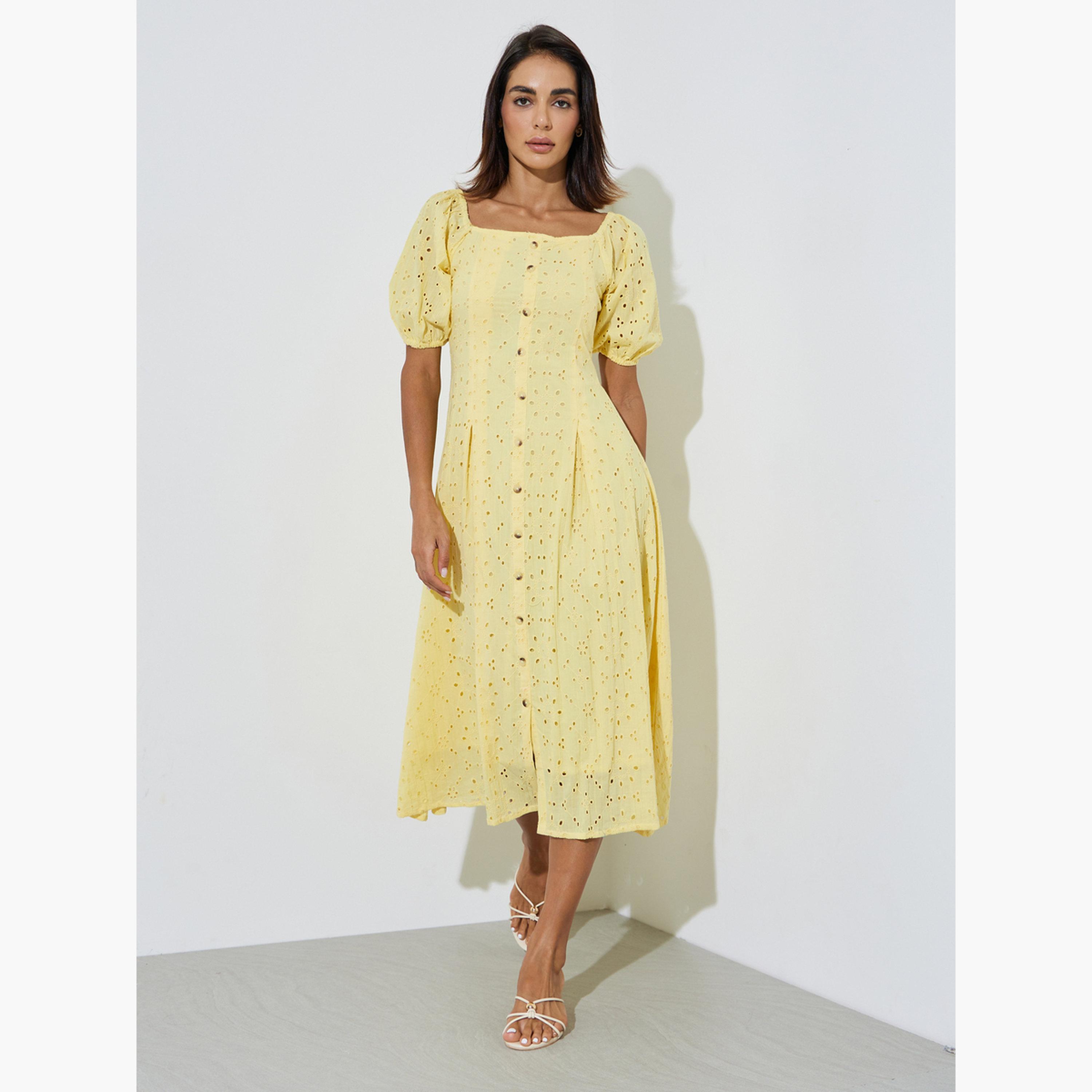 فستان ميدي مُطرّز بحافة واسعة وياقة مربعة-women-clothing-dresses-image-3