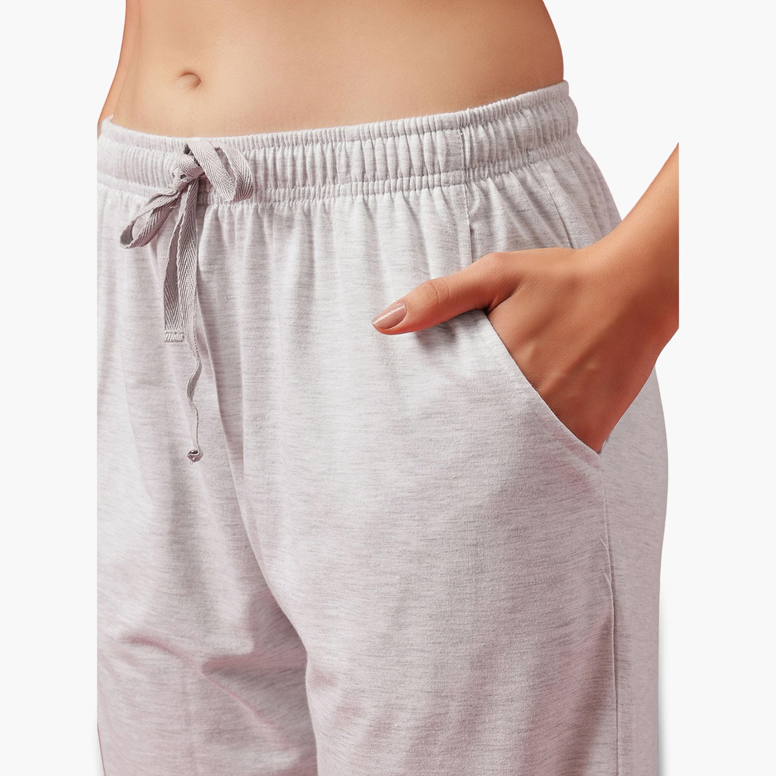 مجموعة من تيشيرت قطن بطبعة جرافيك وبيجاما-women-clothing-nightwear-pyjamas-longsets-image-5