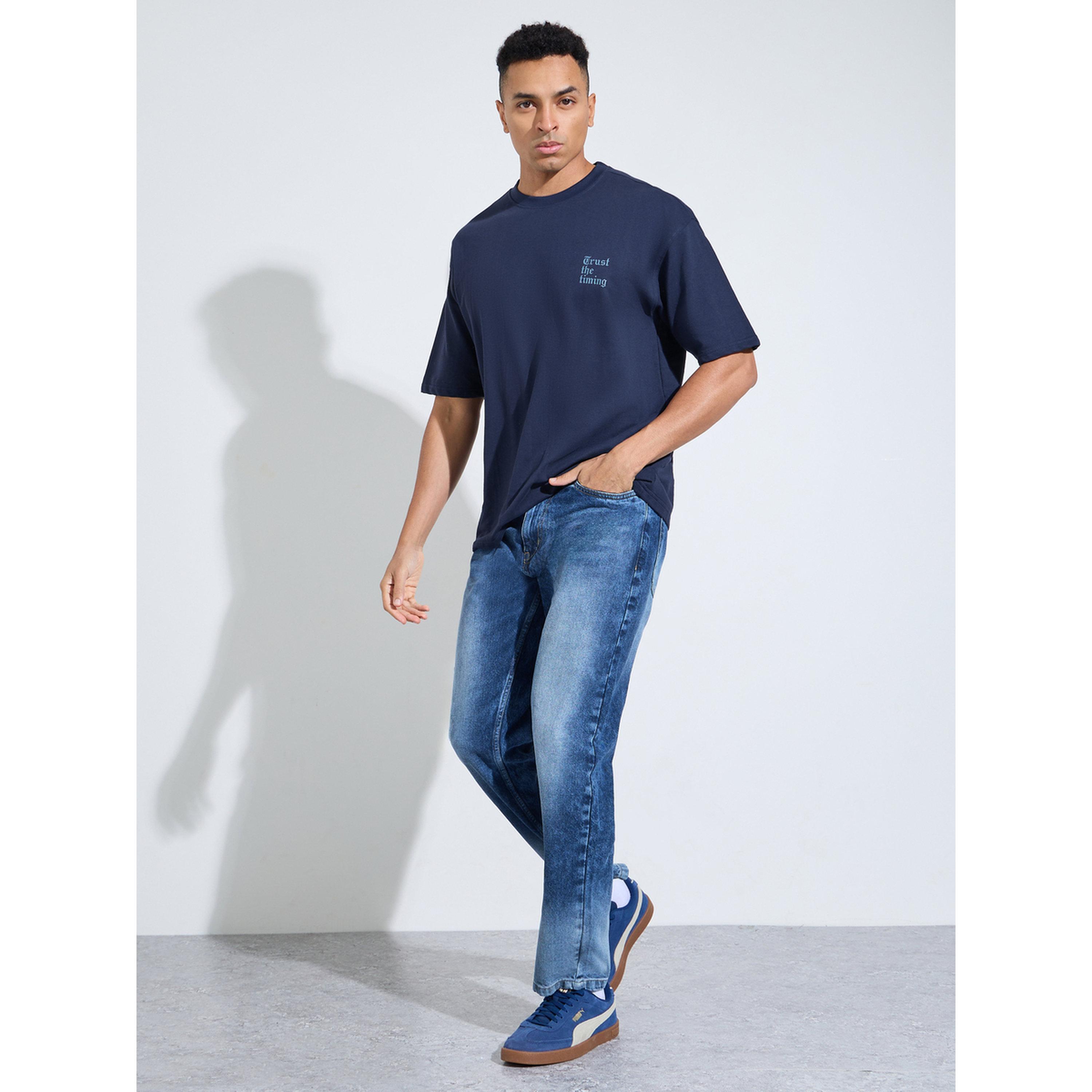 بنطال جينز دنيم بقصة مريحة باللون الأزرق-men-clothing-jeans-image-2