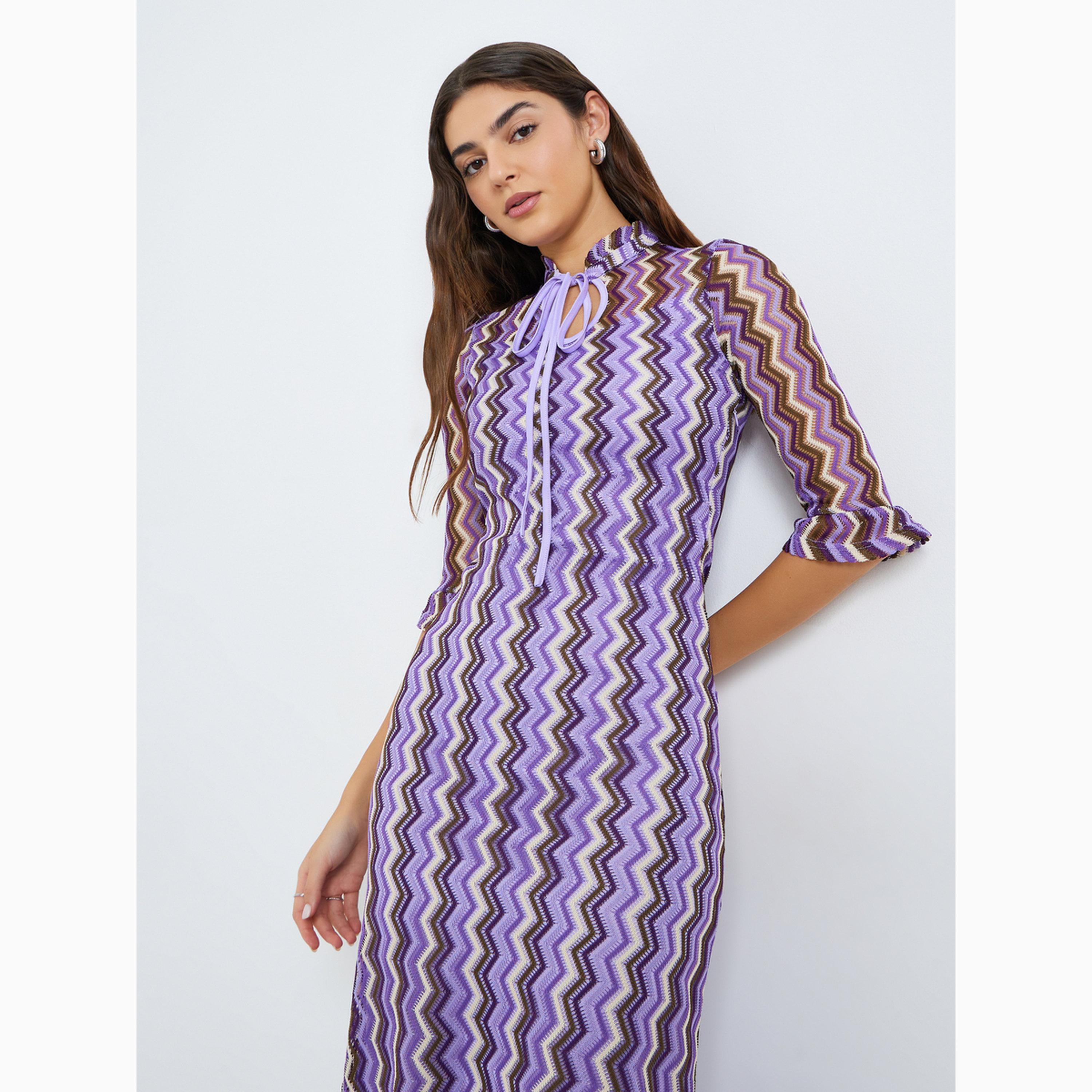 فستان ميدي محبوك بنمط زجزاج وأكمام 3/4-women-clothing-dresses-image-3