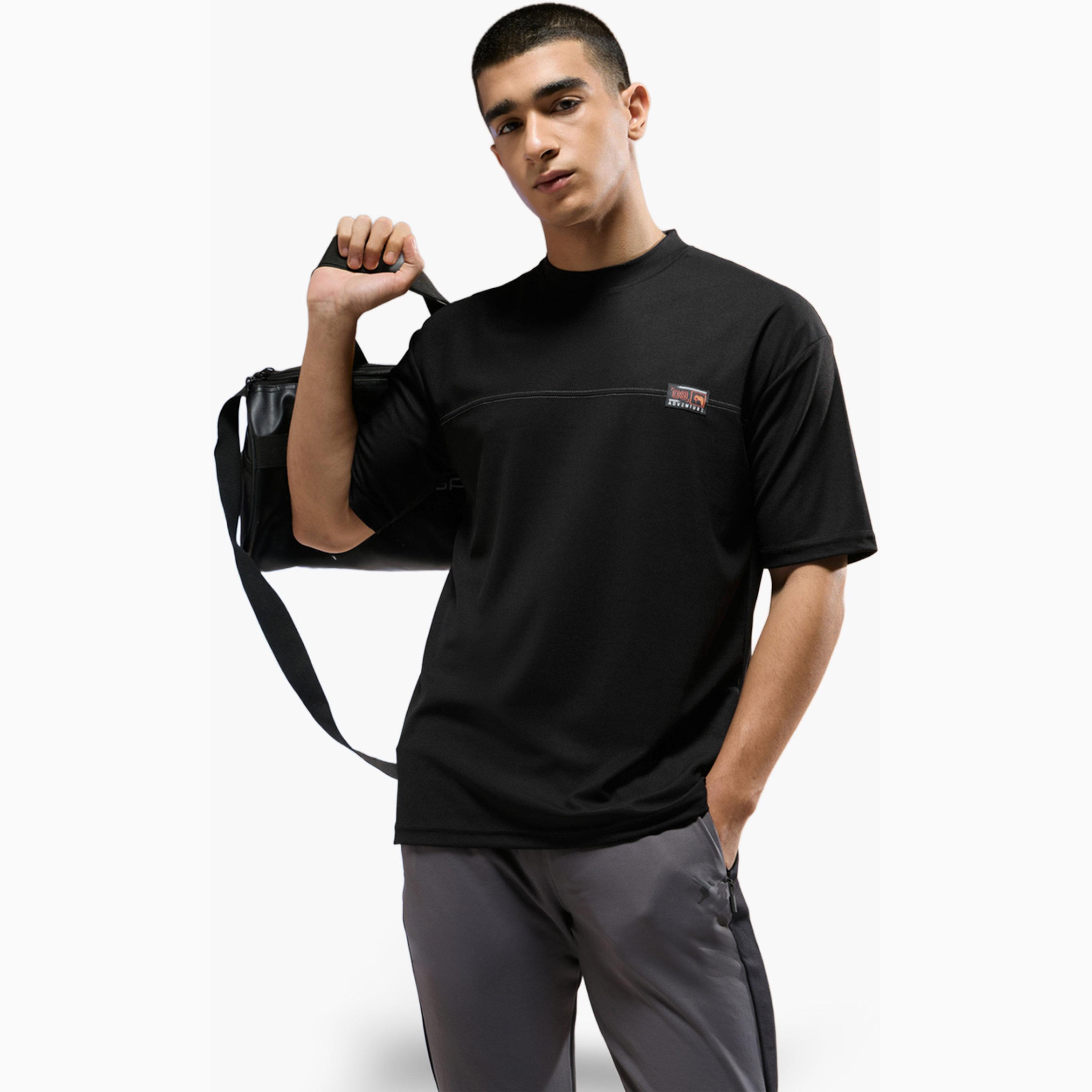 تيشيرت رياضي بياقة دائرية وقصة واسعة للرجال مع ماتبيك-men-clothing-sportswearandactivewear-tshirtsandpolos-image-3