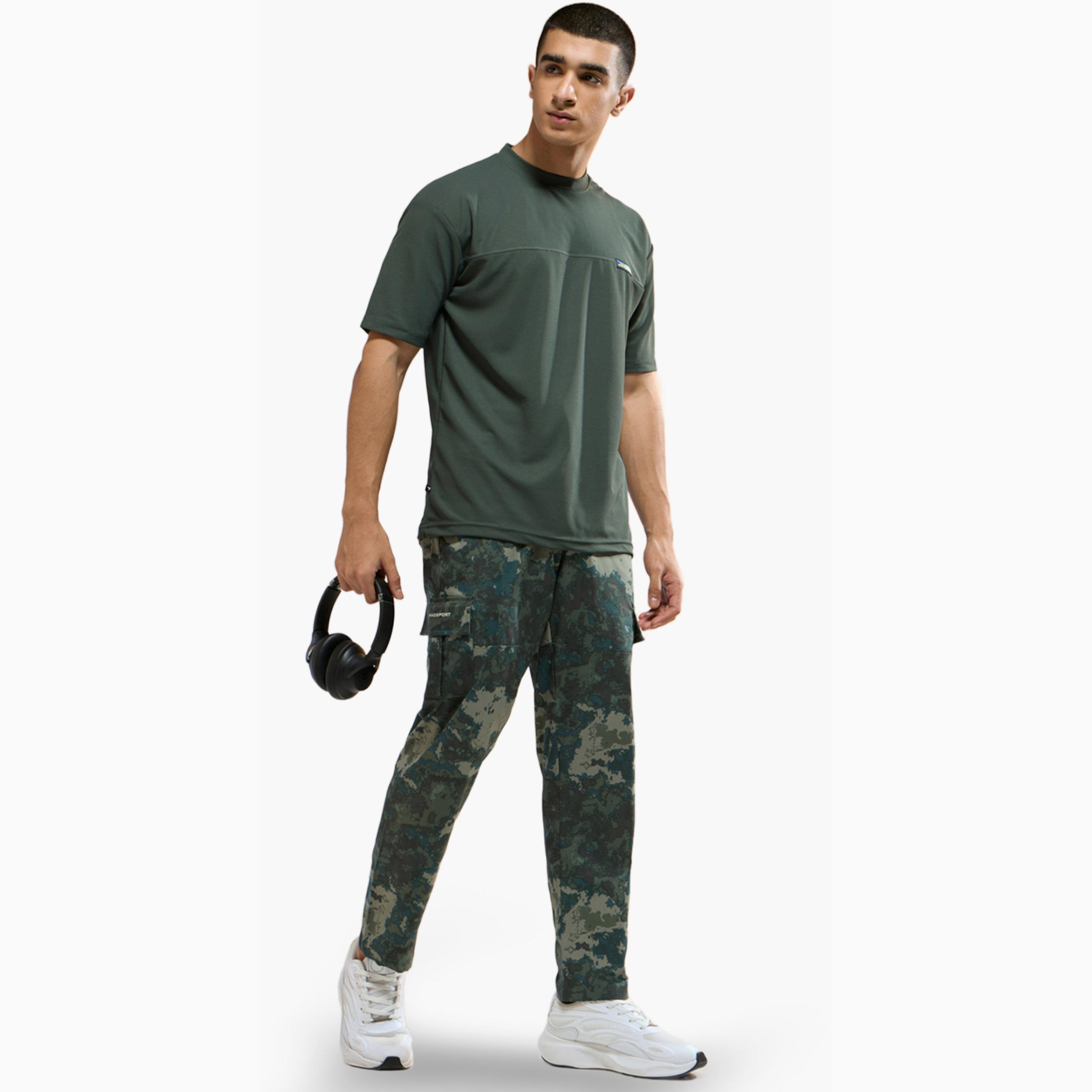 تيشيرت رياضي بياقة دائرية وقصة واسعة للرجال مع ماتبيك-men-clothing-sportswearandactivewear-tshirtsandpolos-image-3