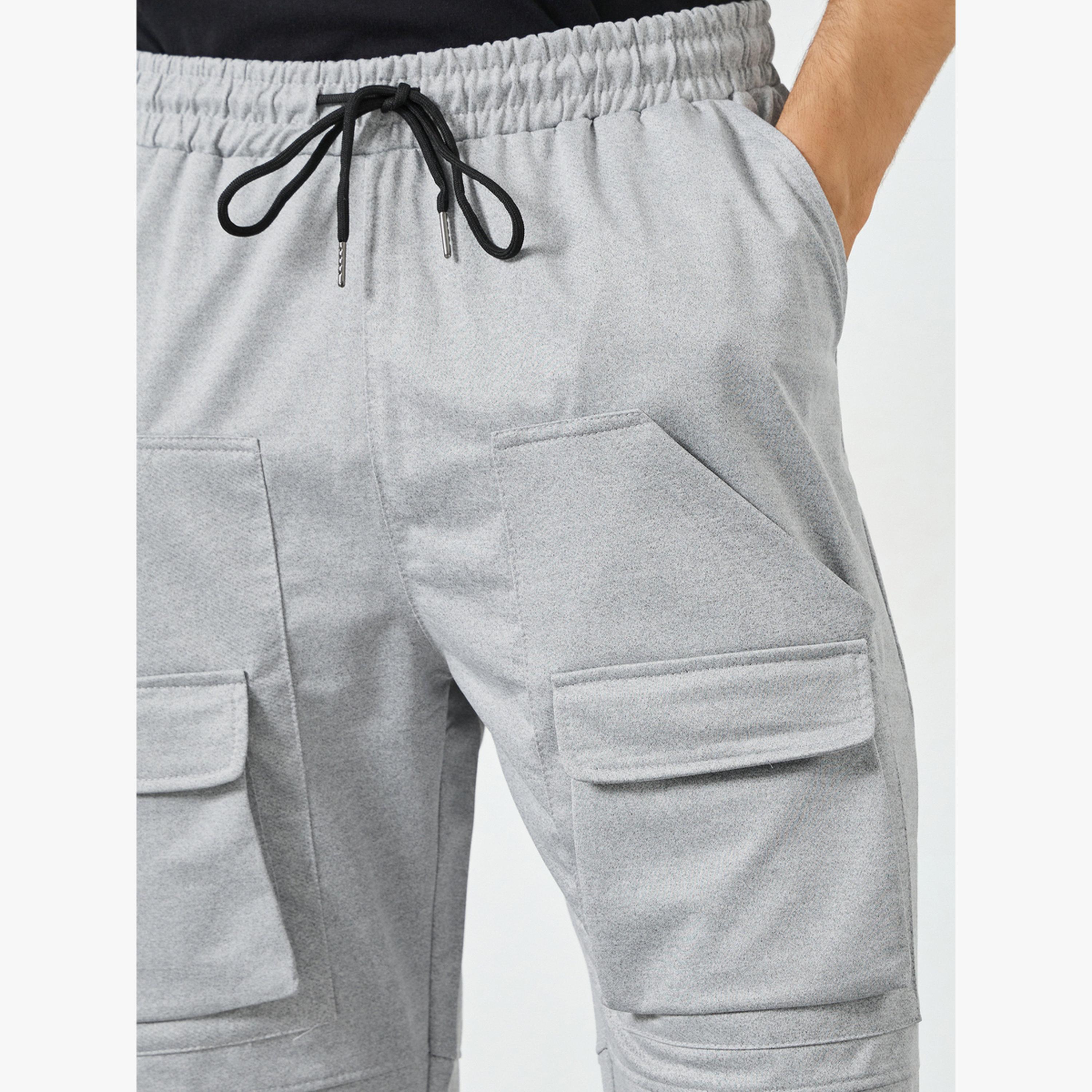 بنطال كارجو بقصة مريحة-men-clothing-bottoms-joggers-image-3