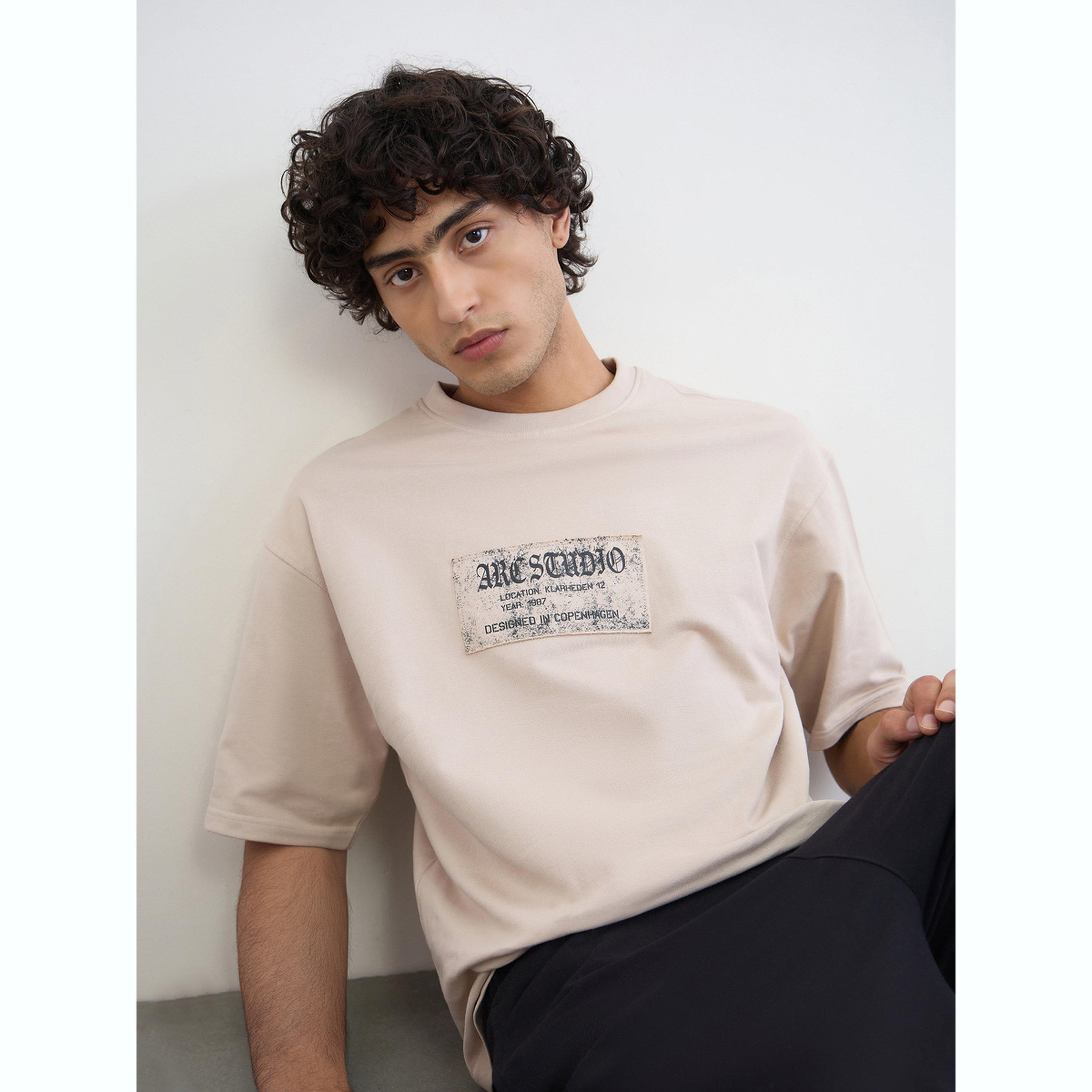 تيشيرت قطن واسع بتفاصيل زينة-men-clothing-tshirtsandpolos-tshirts-image-3