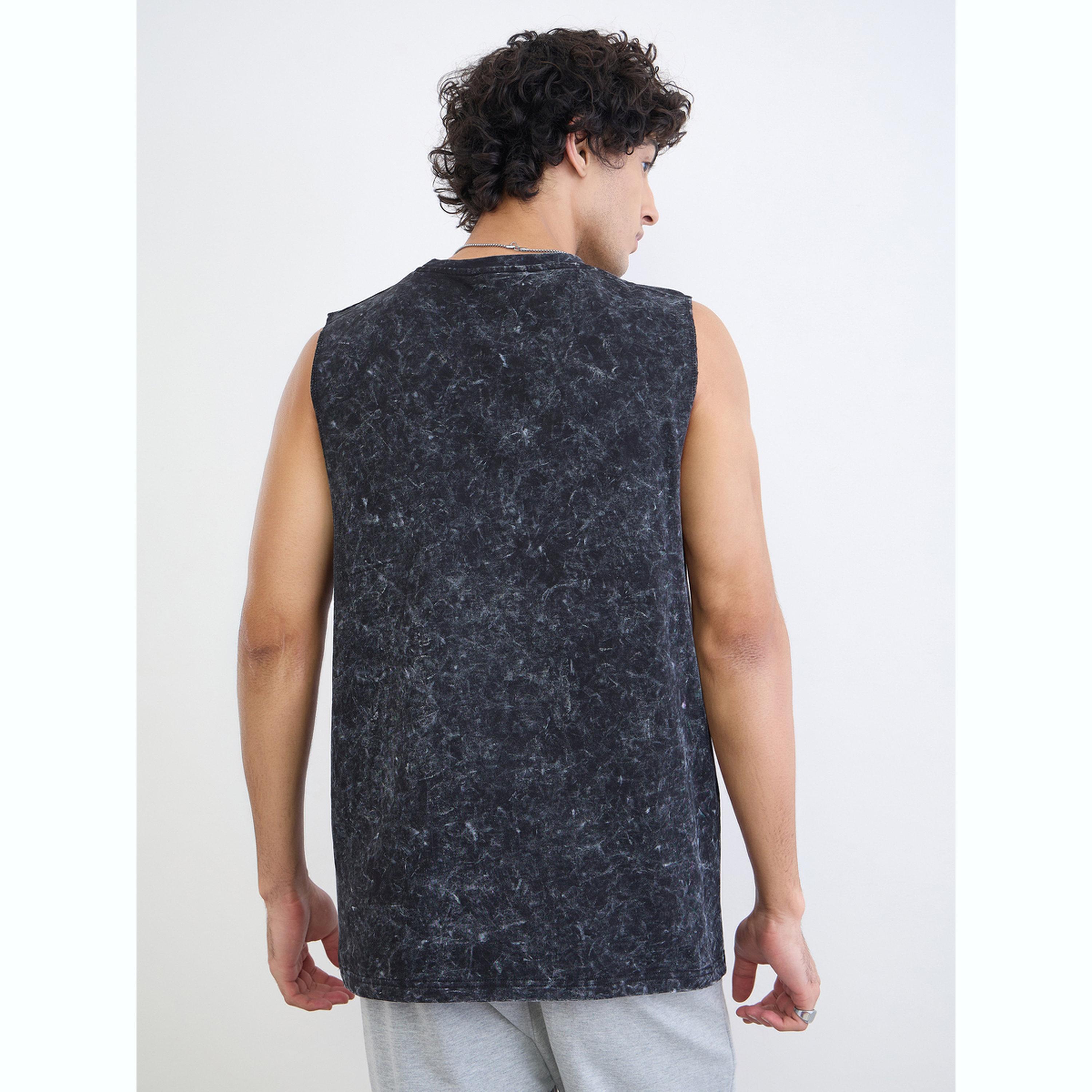 تيشيرت بلا أكمام قطن مريح وبغسيل حمضي-men-clothing-tshirtsandpolos-vests-image-4