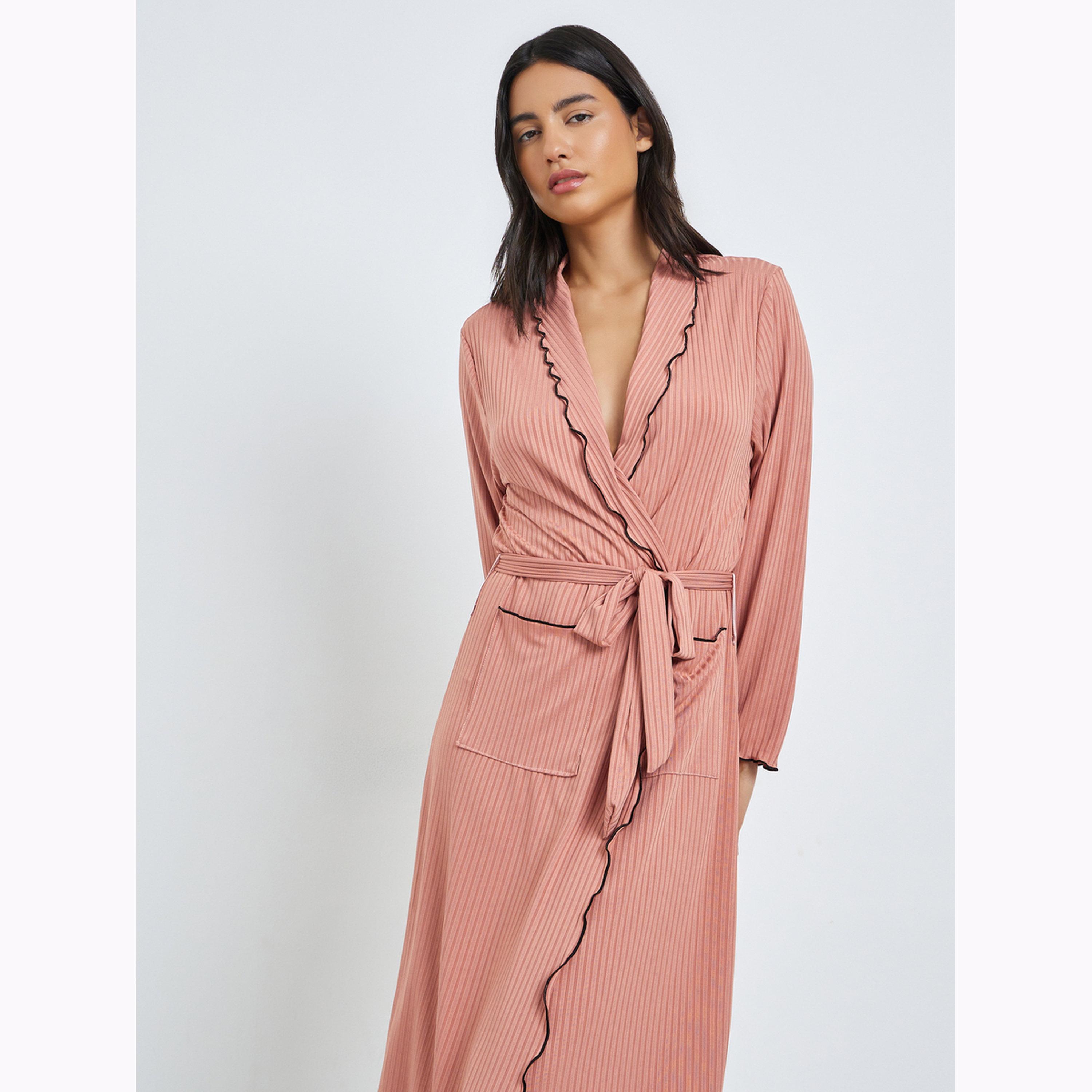 Styli Pink Rib Texture Contrast Lettuce Hem Dual Pocket Robe-women-clothing-nightwear-robes-image-3