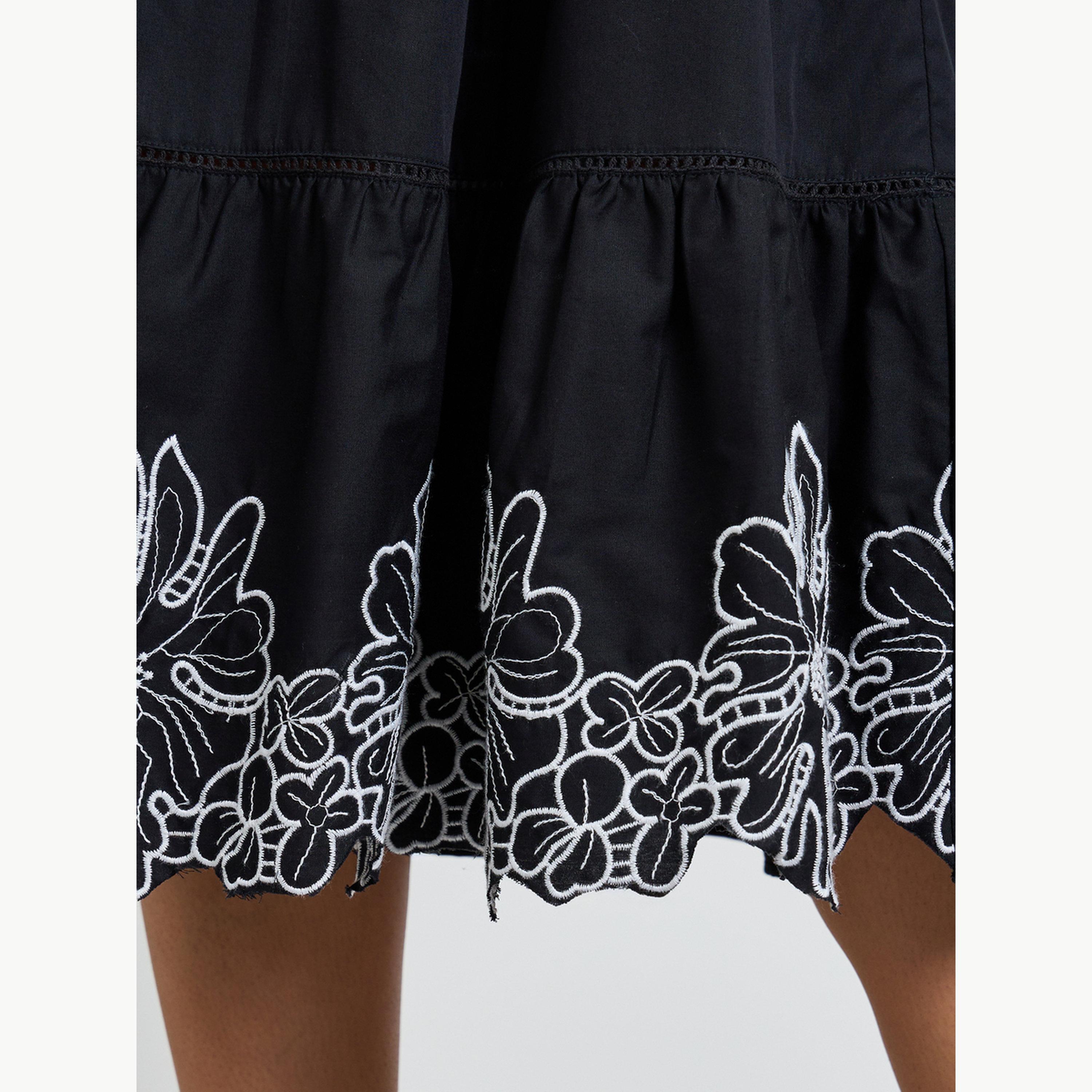 فستان ميدي بحافة واسعة وبتطريز مُتباين-women-clothing-dresses-image-5