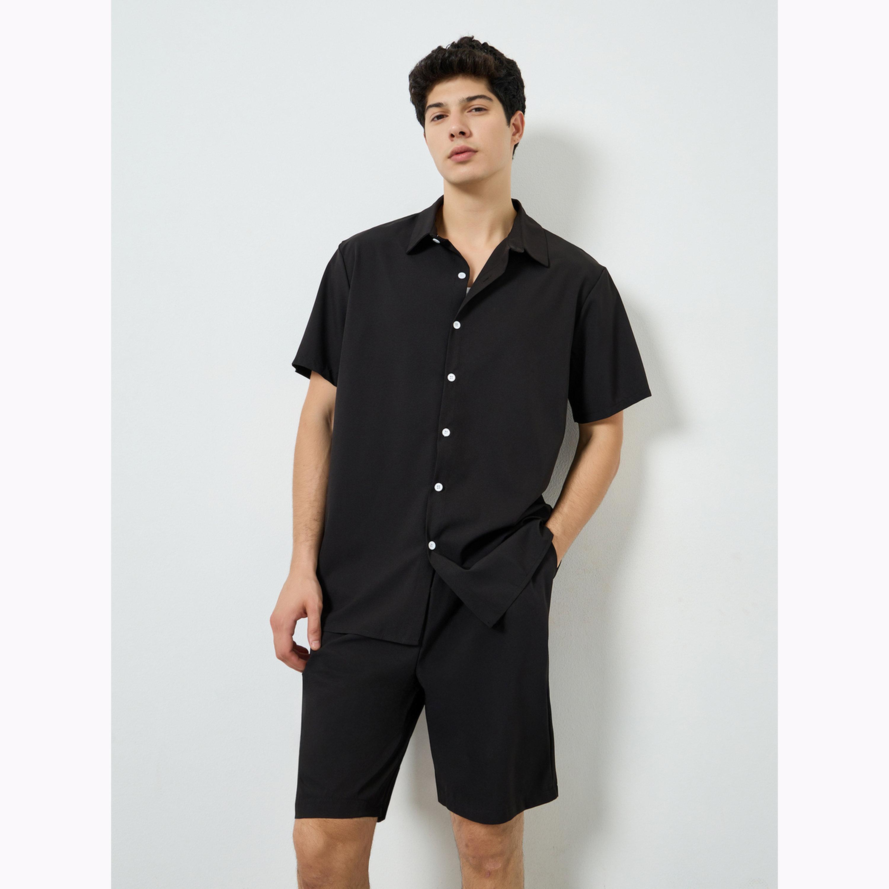 طقم منسق من شورت وقميص للرجال-men-clothing-coordsets-image-1