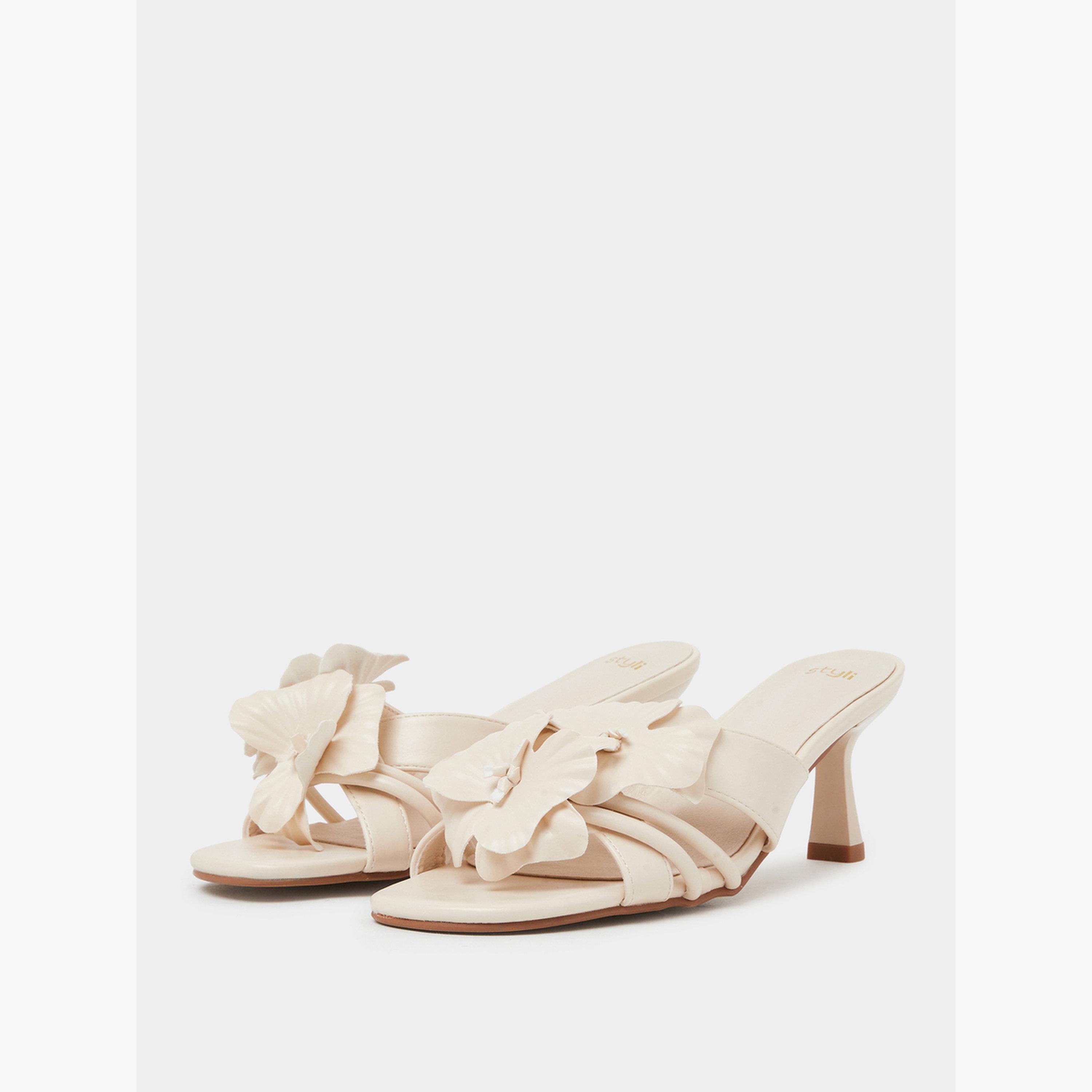 صندل بكعب ستيلتو وتفاصيل زهور-women-shoes-sandals-heeled-image-1