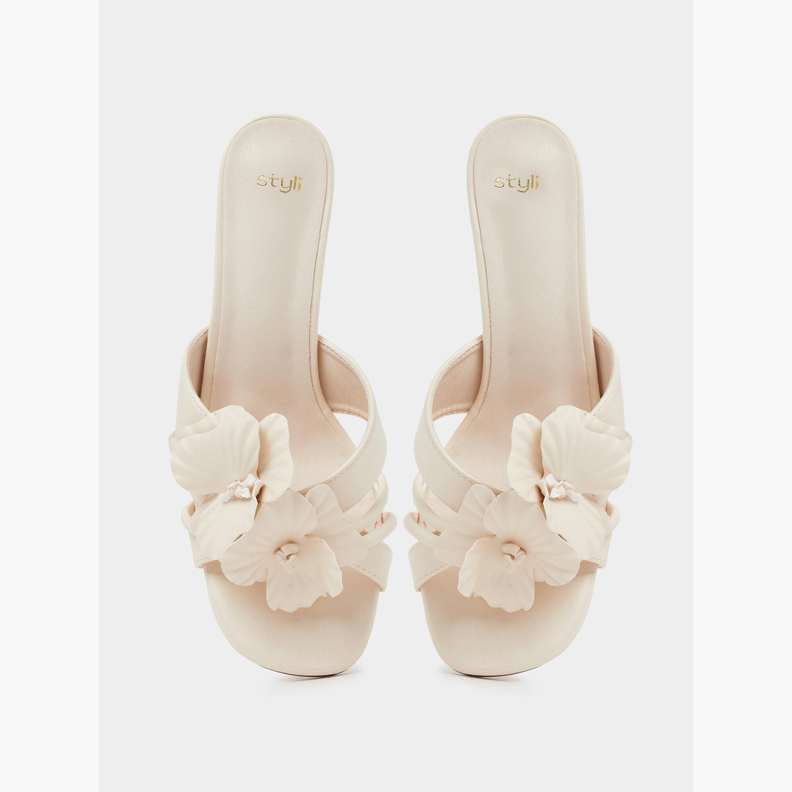 صندل بكعب ستيلتو وتفاصيل زهور-women-shoes-sandals-heeled-image-3