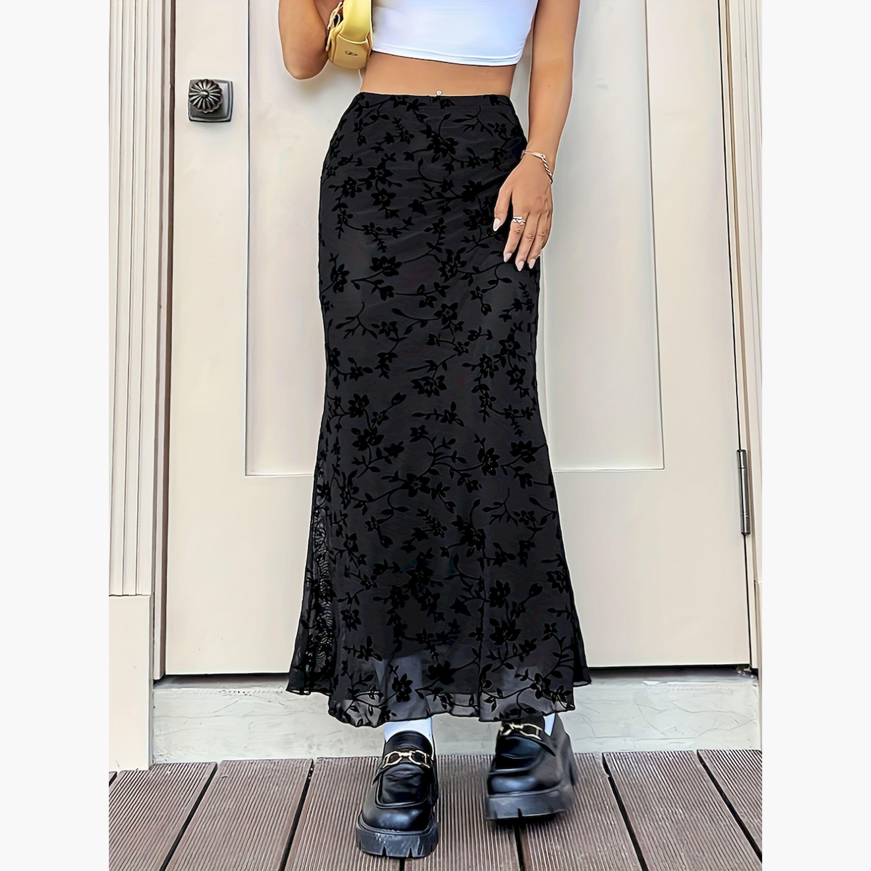 تنورة طويلة ضيقة بطبعة زهور-women-clothing-skirts-image-1
