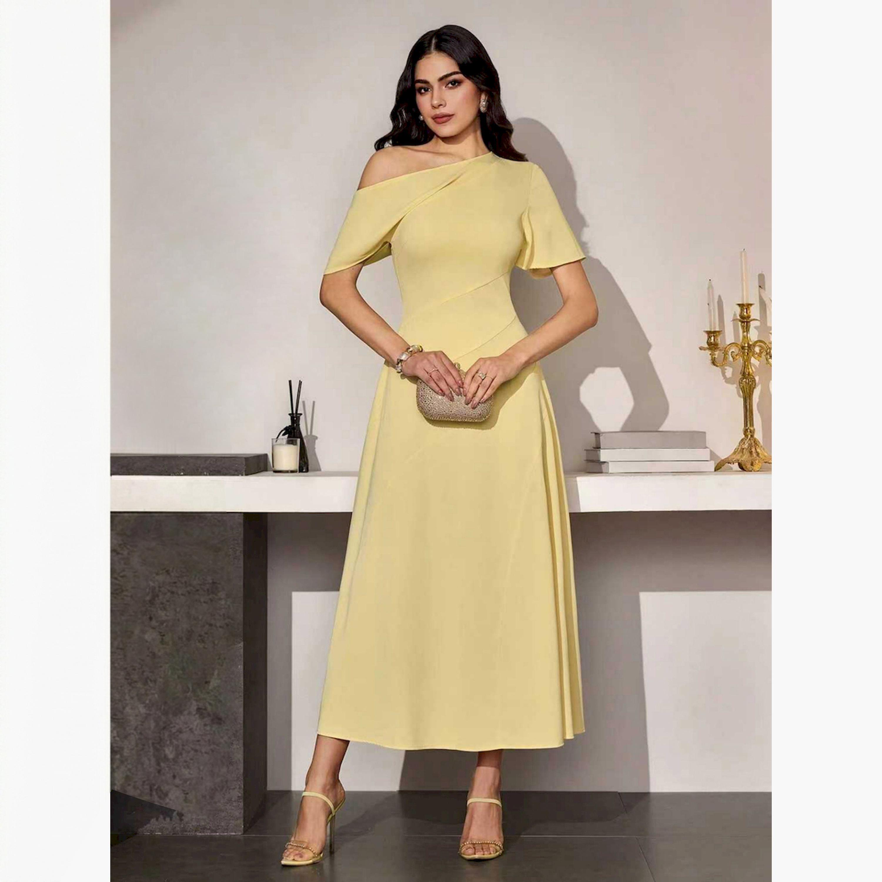 فستان طويل سادة بحافة واسعة وياقة غير متماثلة-women-clothing-dresses-image-1