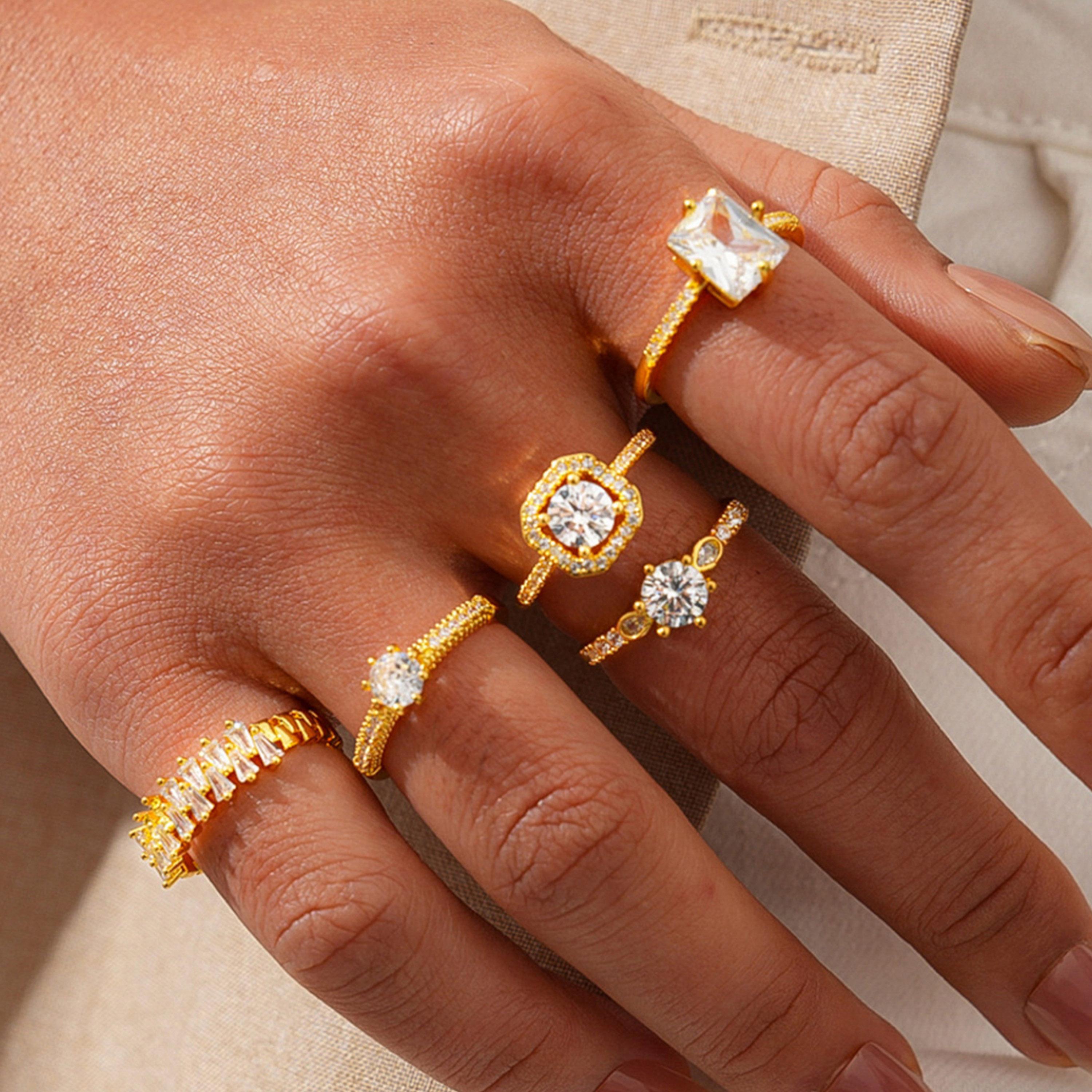 تيك تو - طقم خواتم من 5 قطع مطلية بالذهب ومرصعة بالزركون-women-watchesandjewellery-jewellery-rings-image-3